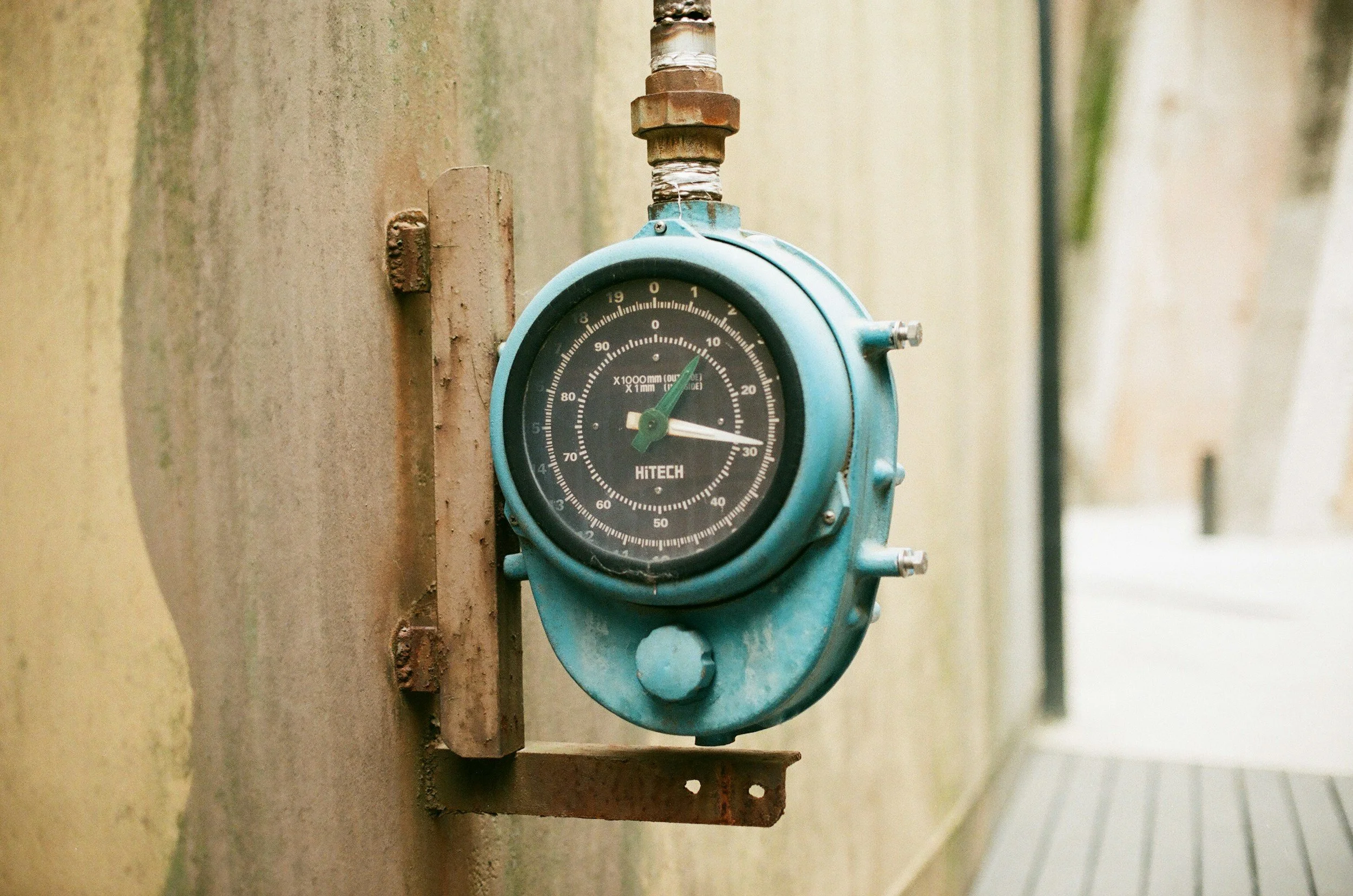 Are You Leading from Clarity or Pressure?