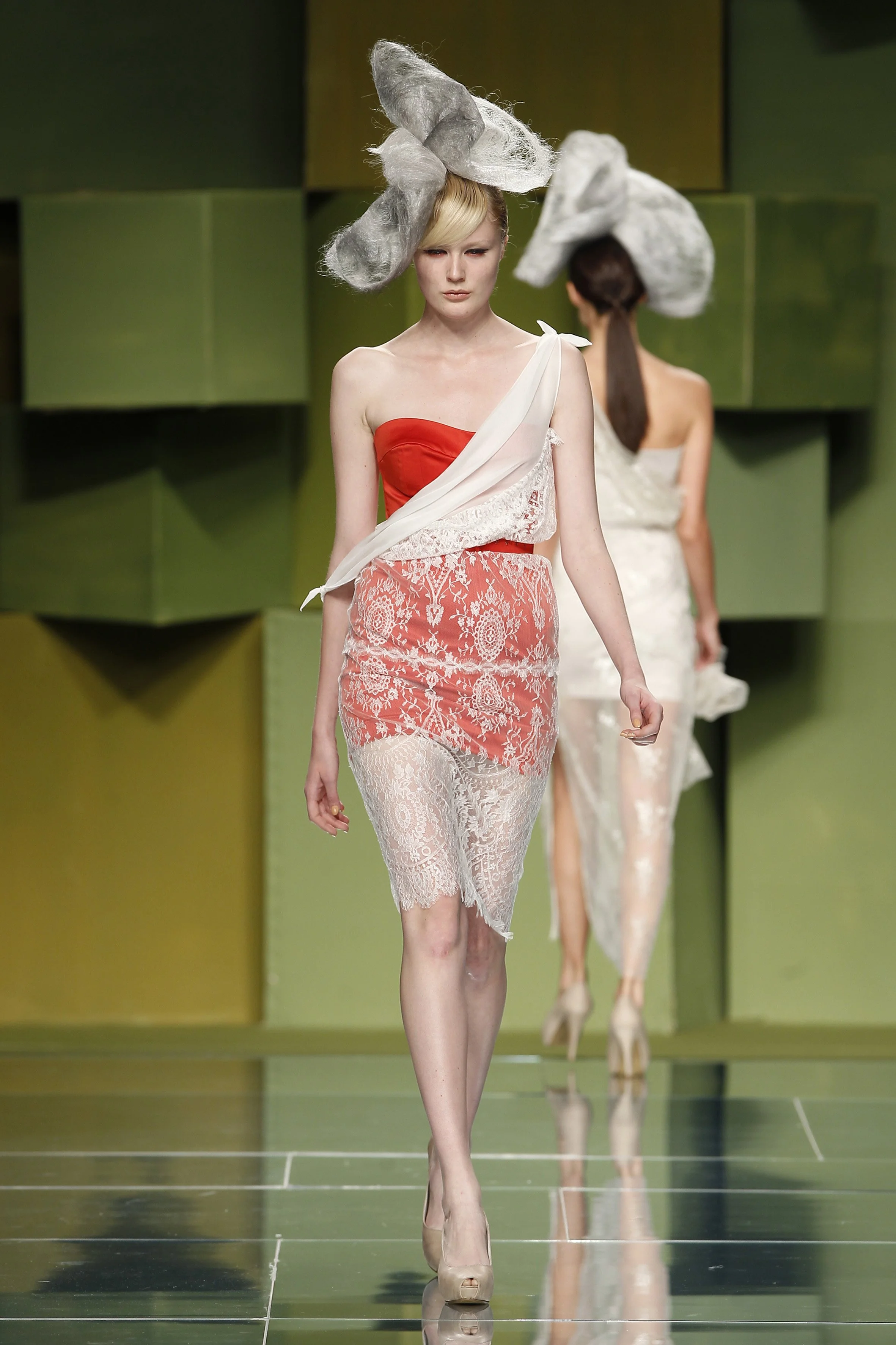 Storytailors_Under_my_Skin_S2012_15.jpg