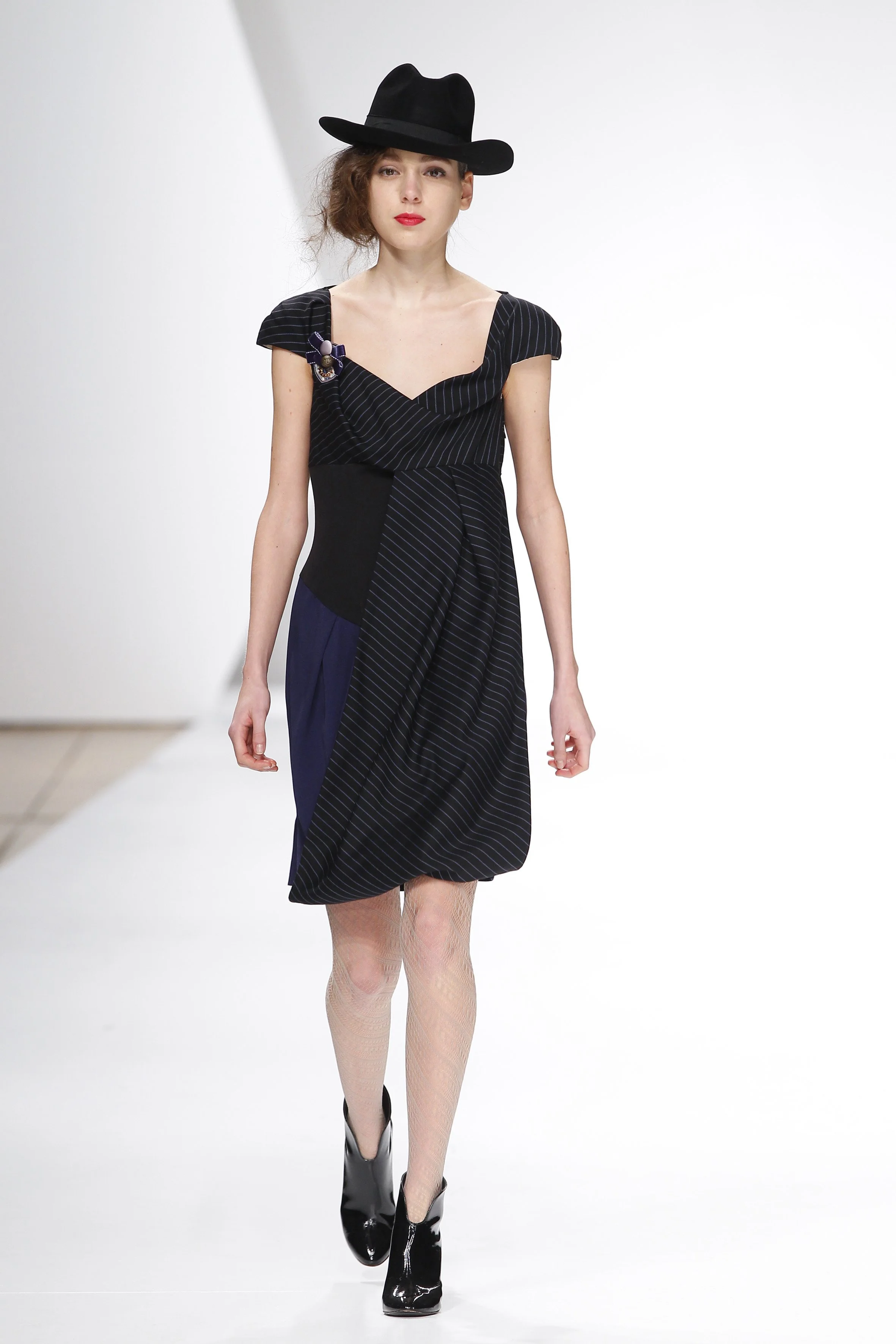 Storytailors_Gentlewomen_W2010_11.jpg
