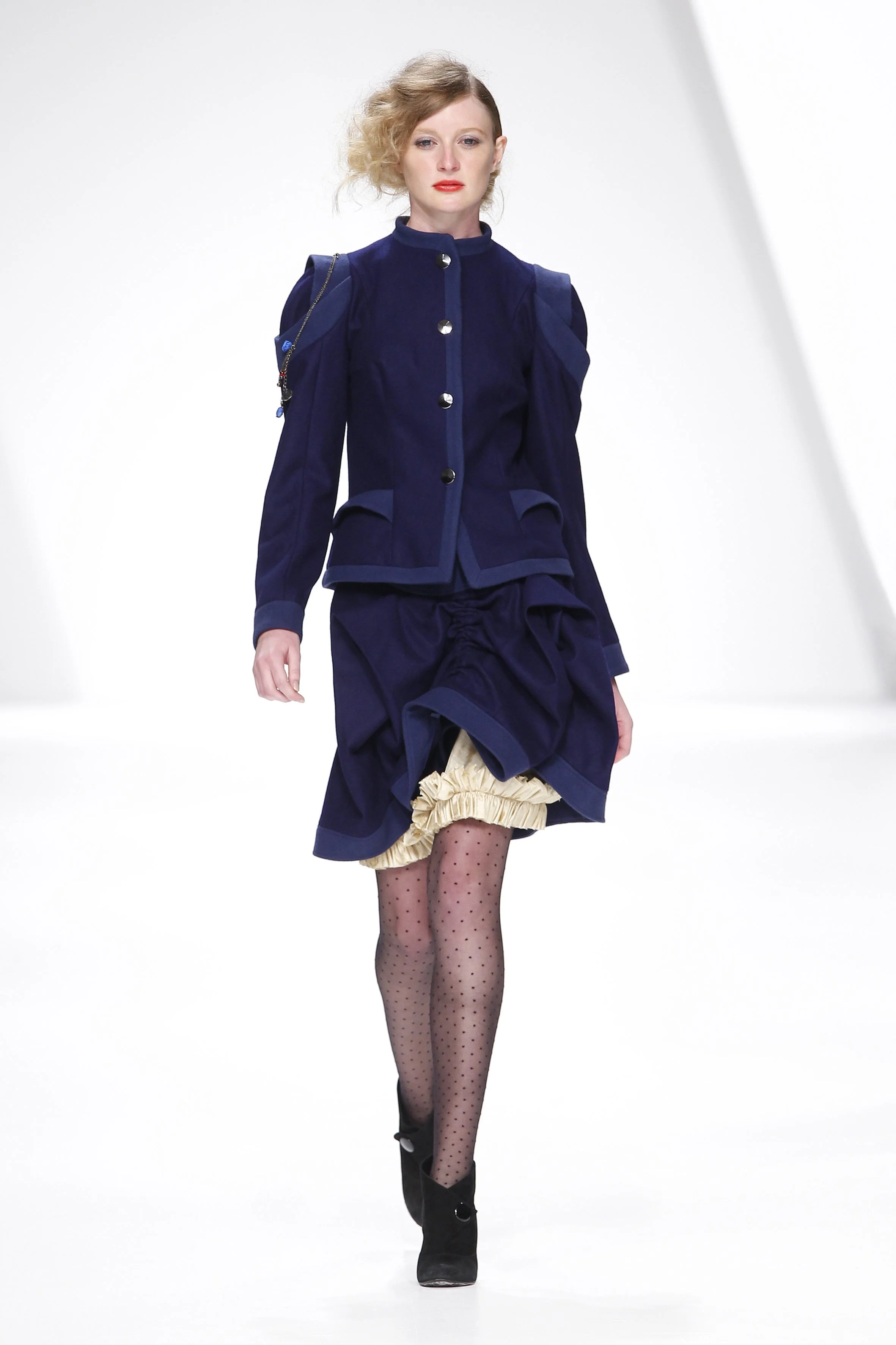 Storytailors_Gentlewomen_W2010_8.jpg