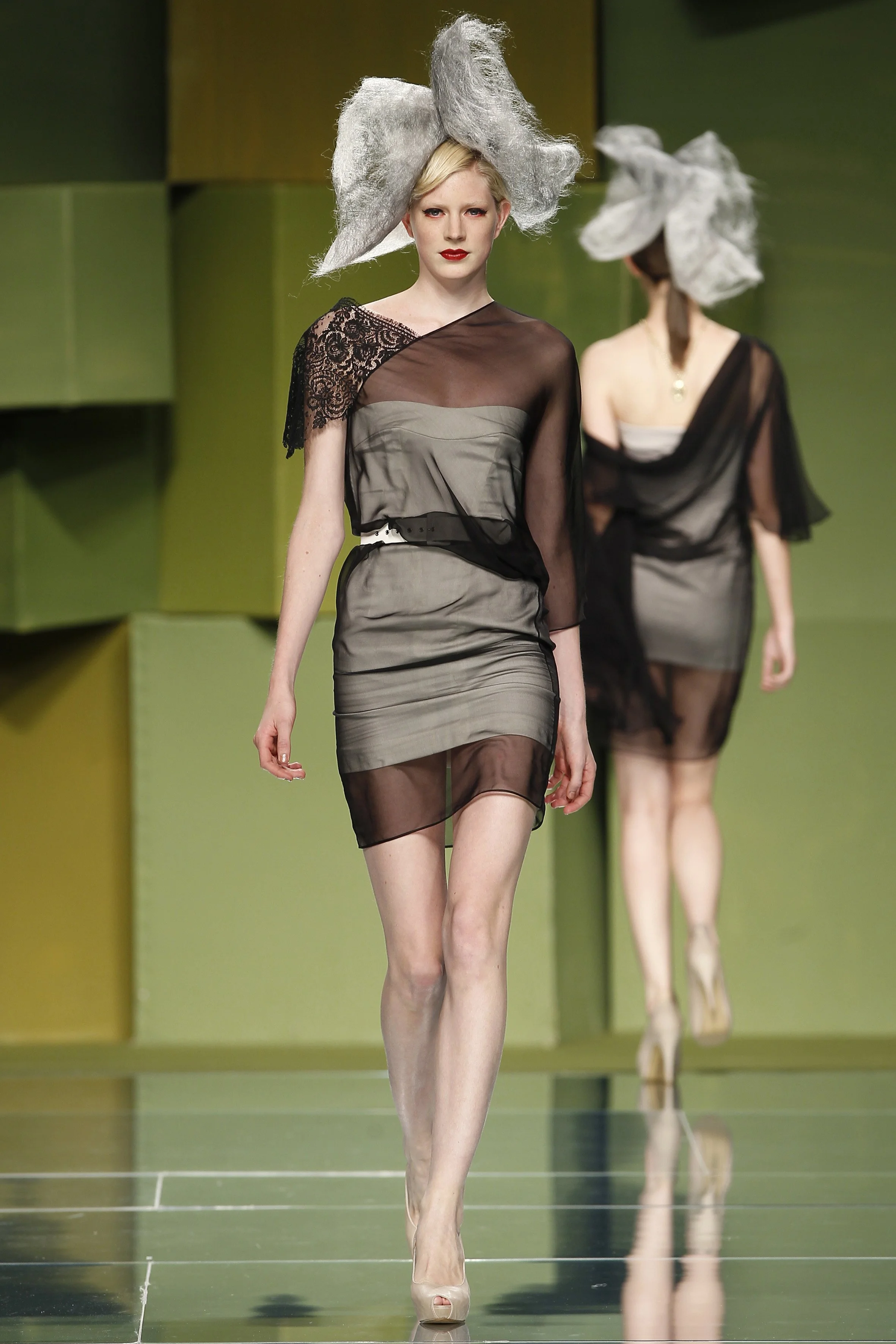 Storytailors_Under_my_Skin_S2012_17.jpg