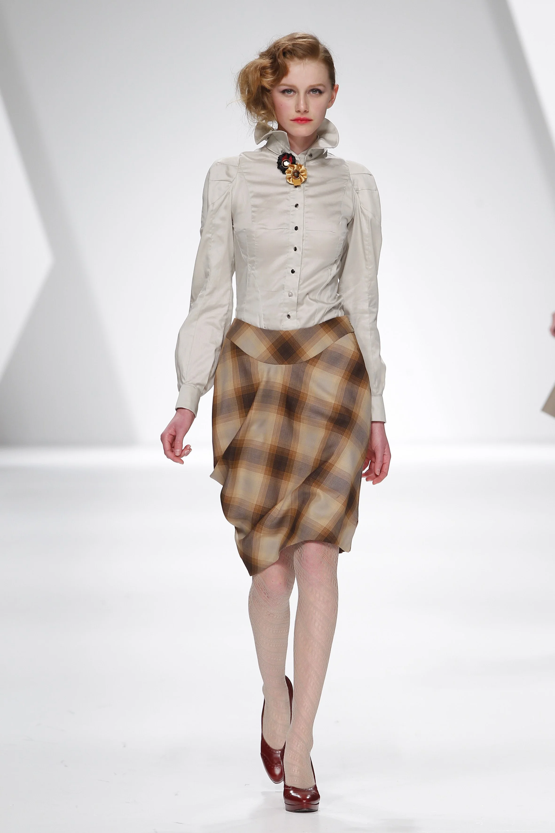Storytailors_Gentlewomen_W2010_18.jpg