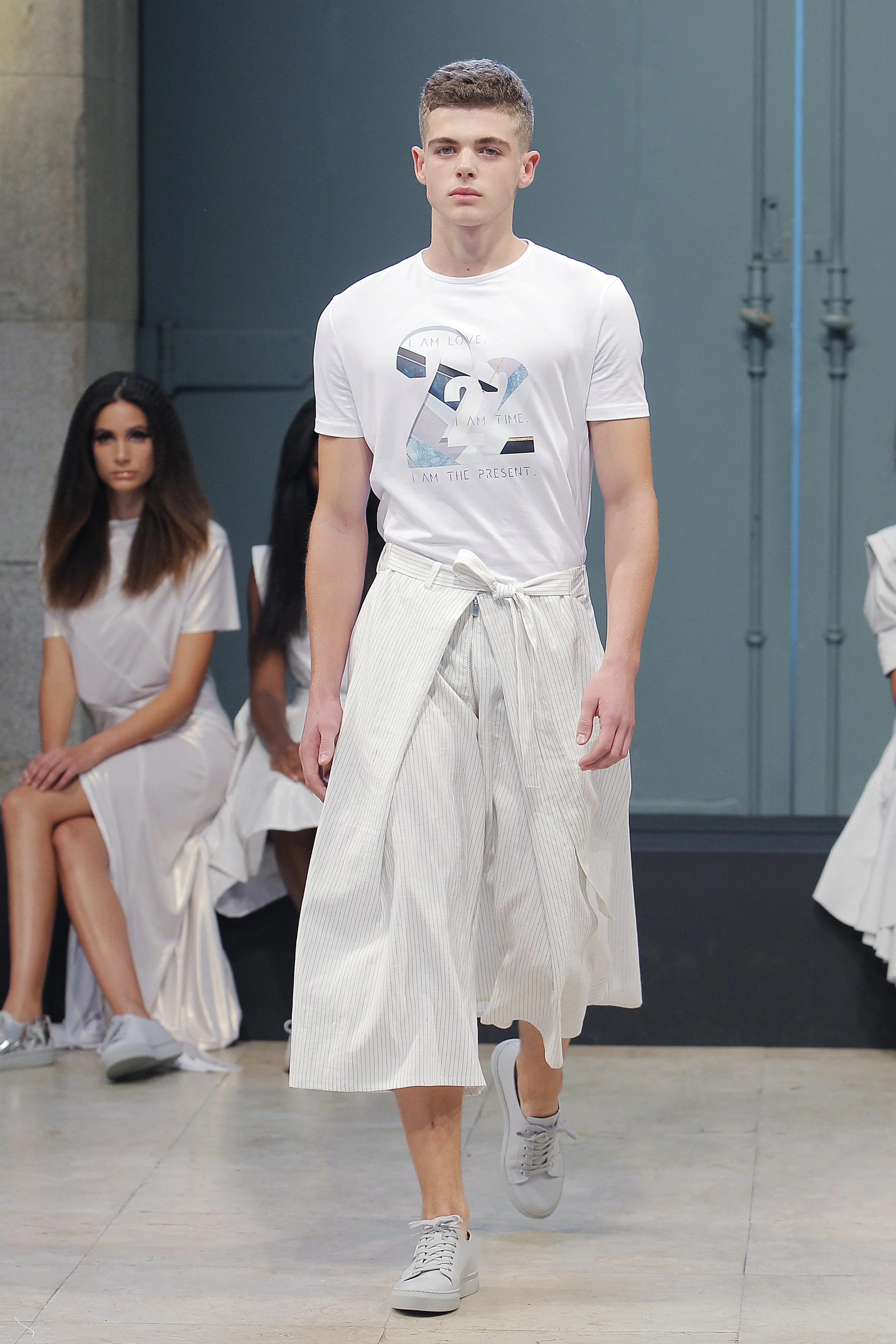 Storytailors_222_col_S2019_012.jpg