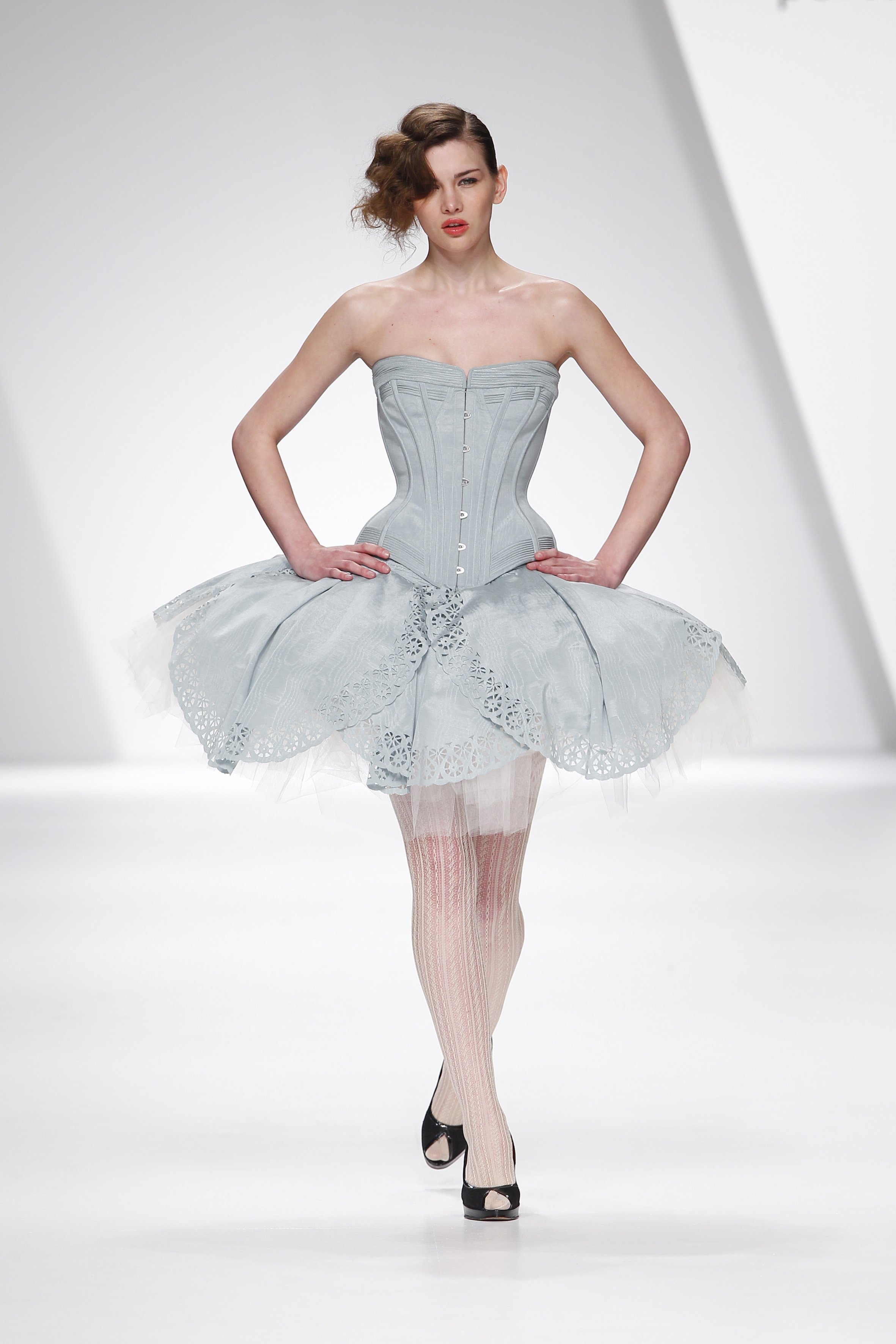 Storytailors_Gentlewomen_W2010_34.jpg