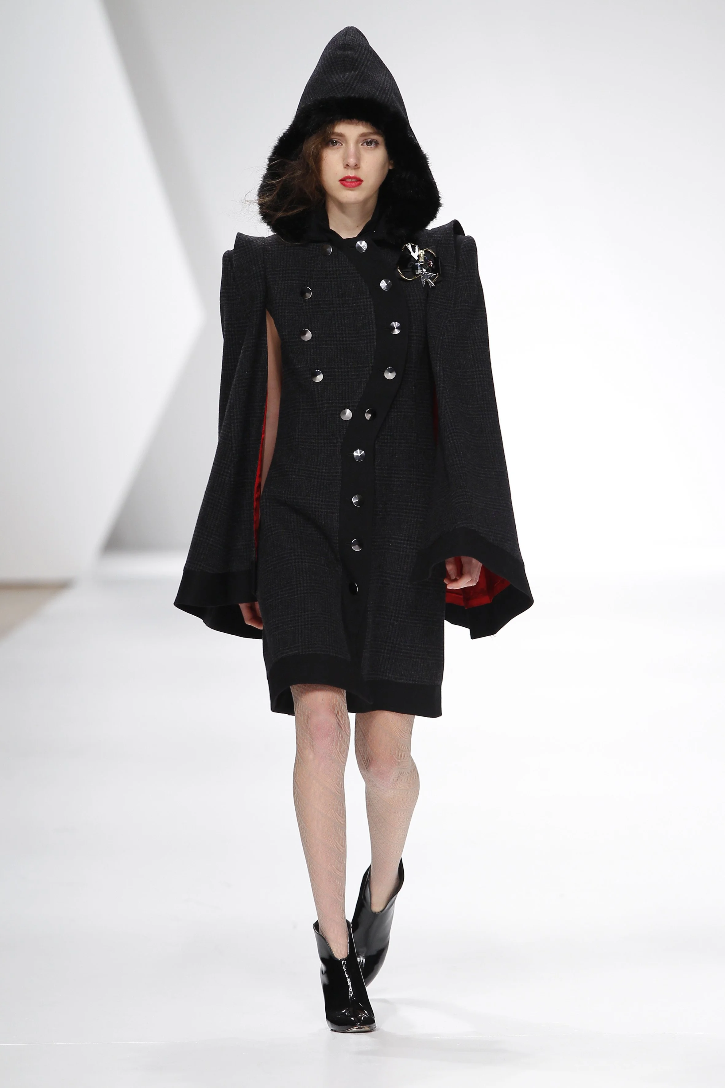 Storytailors_Gentlewomen_W2010_26.jpg