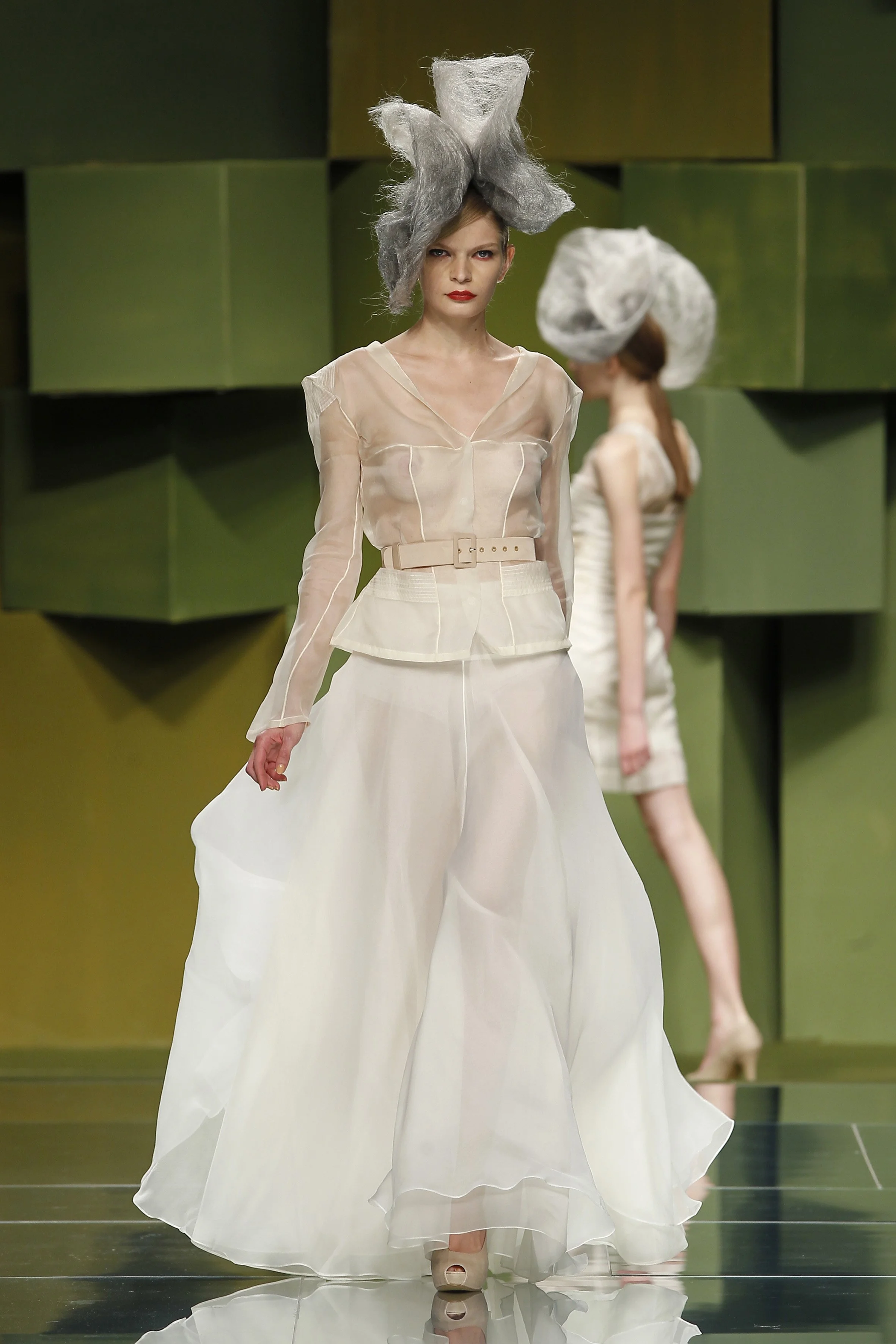 Storytailors_Under_my_Skin_S2012_7.jpg