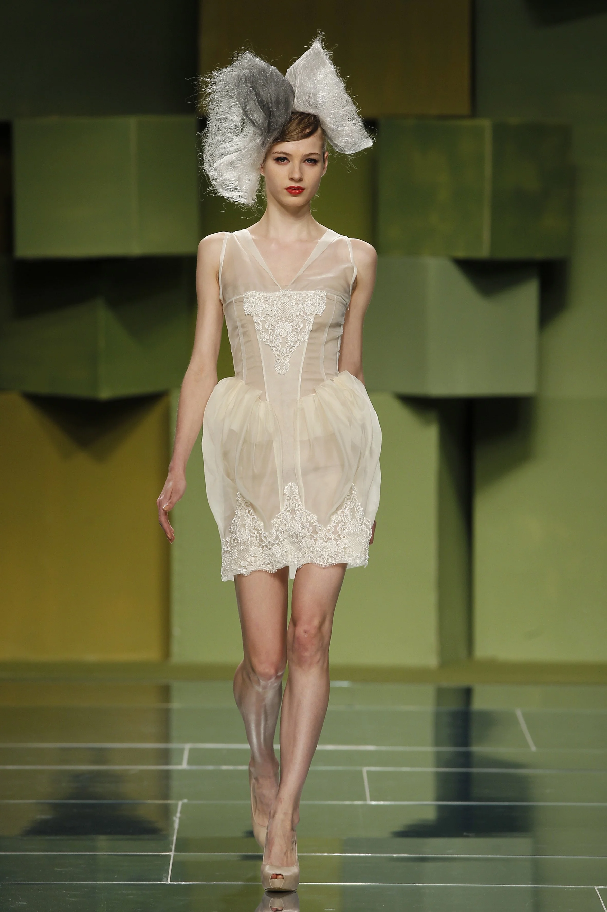 Storytailors_Under_my_Skin_S2012_9.jpg