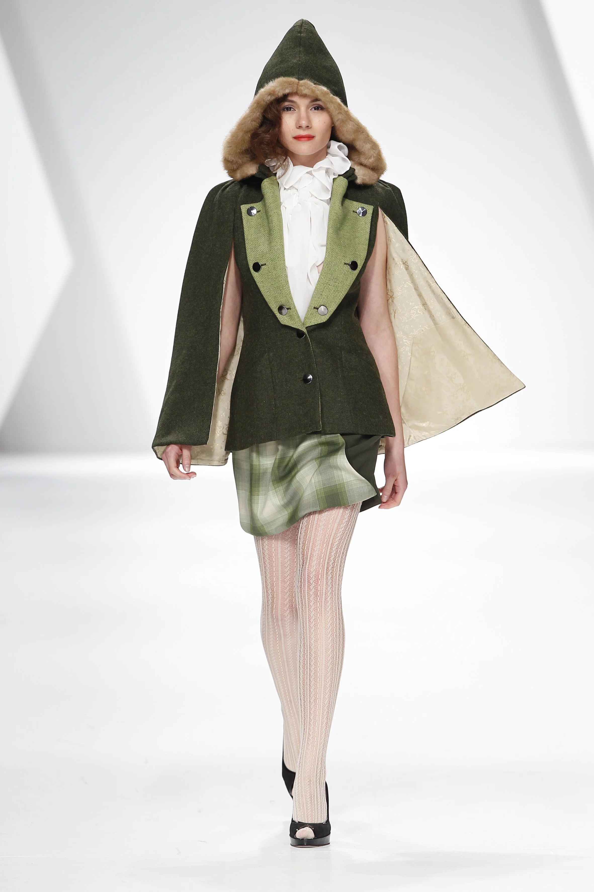 Storytailors_Gentlewomen_W2010_19.jpg