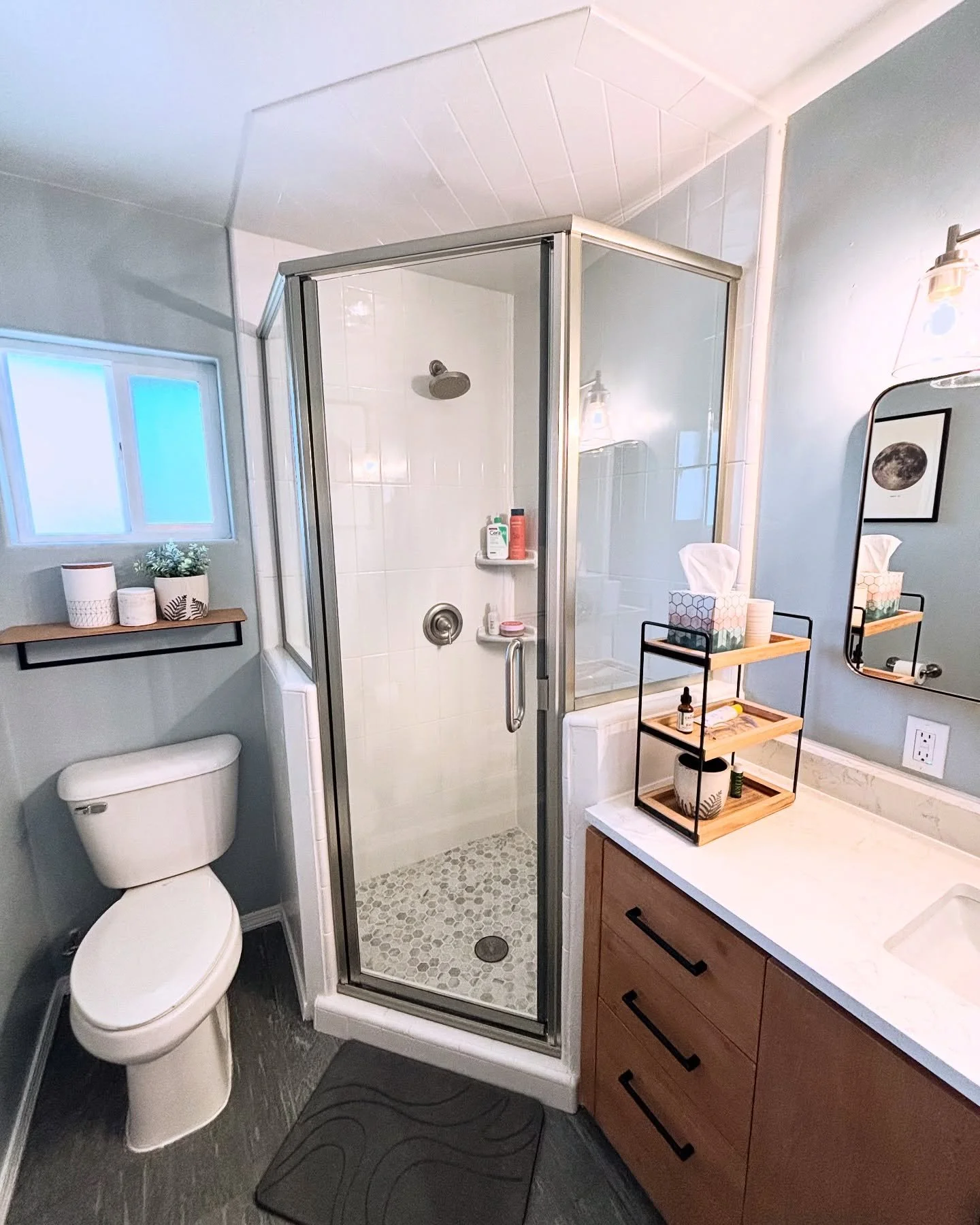 More bathroom details - swipe for the before 🫣