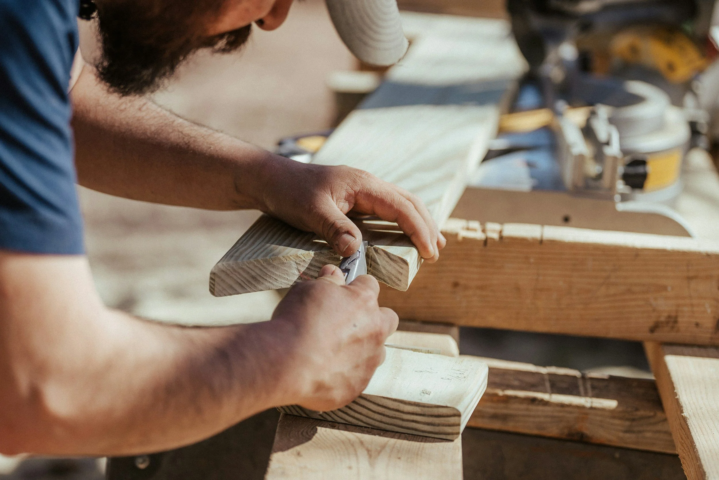 Hiring the right renovation contractor in Chatham-Kent