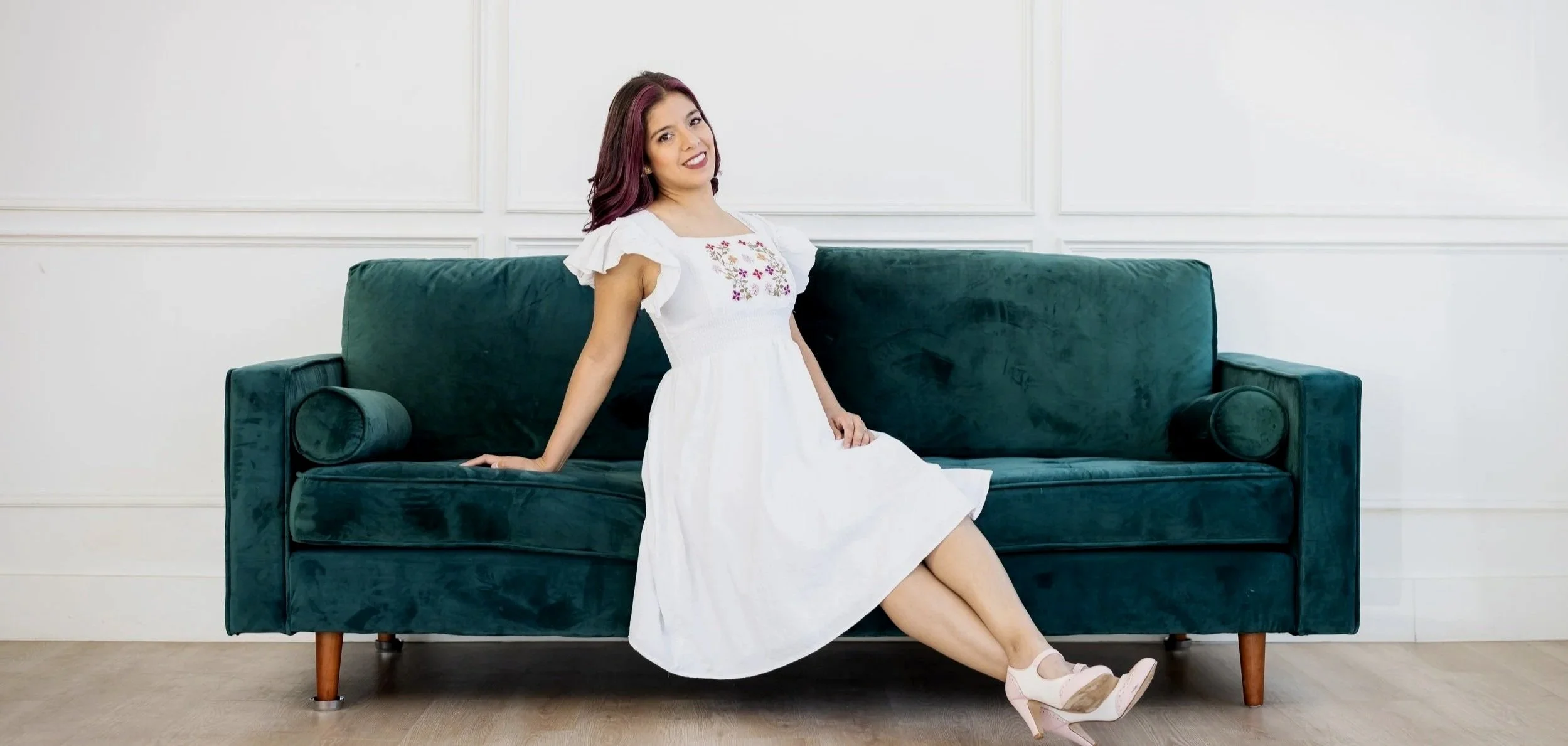 Jimena Montserrat, founder of Spotlight Vocal Lab, voice teacher in Pleasantville NY