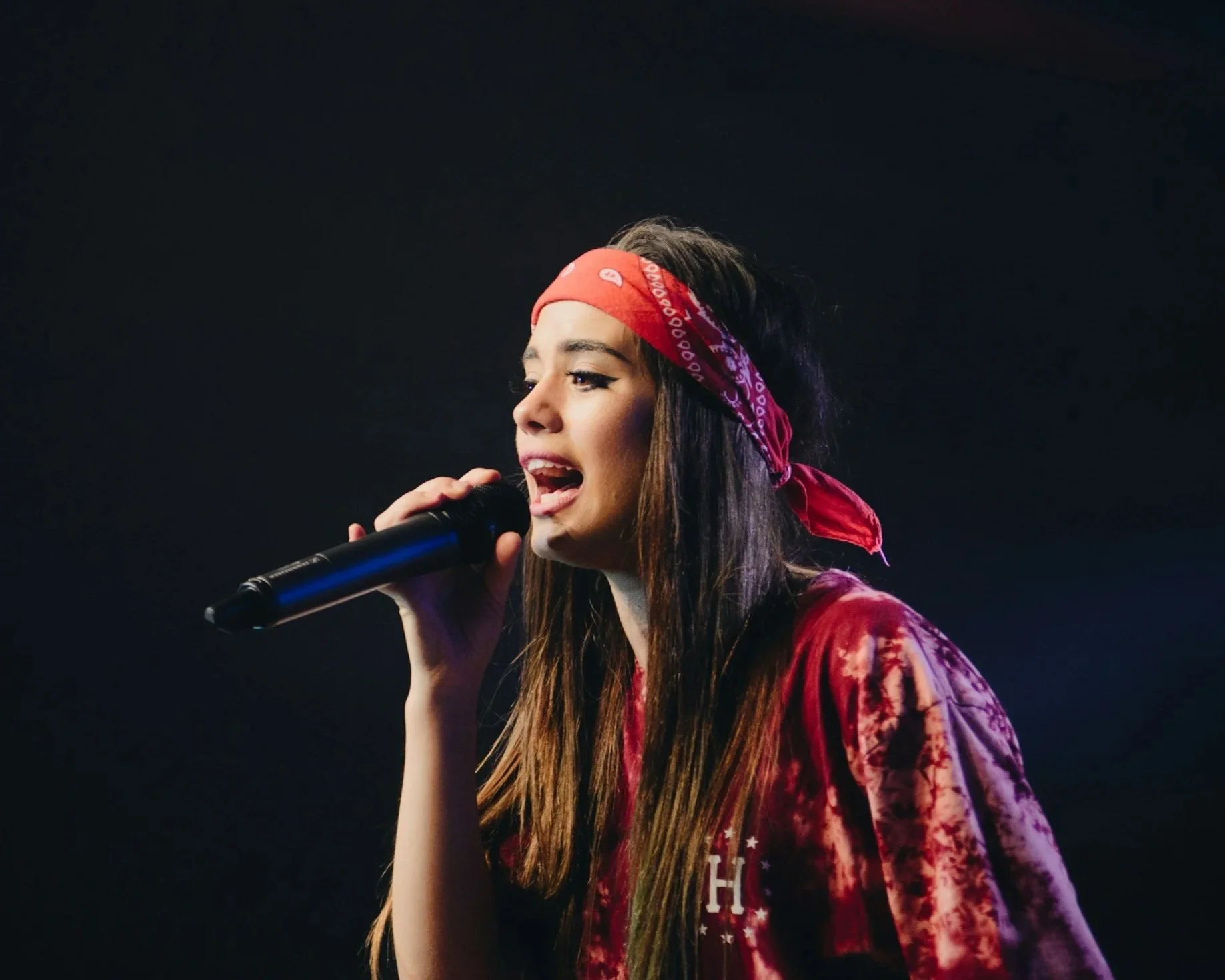 singer in a voice concert, musical theatre and pop vocal coaching in Westchester NY