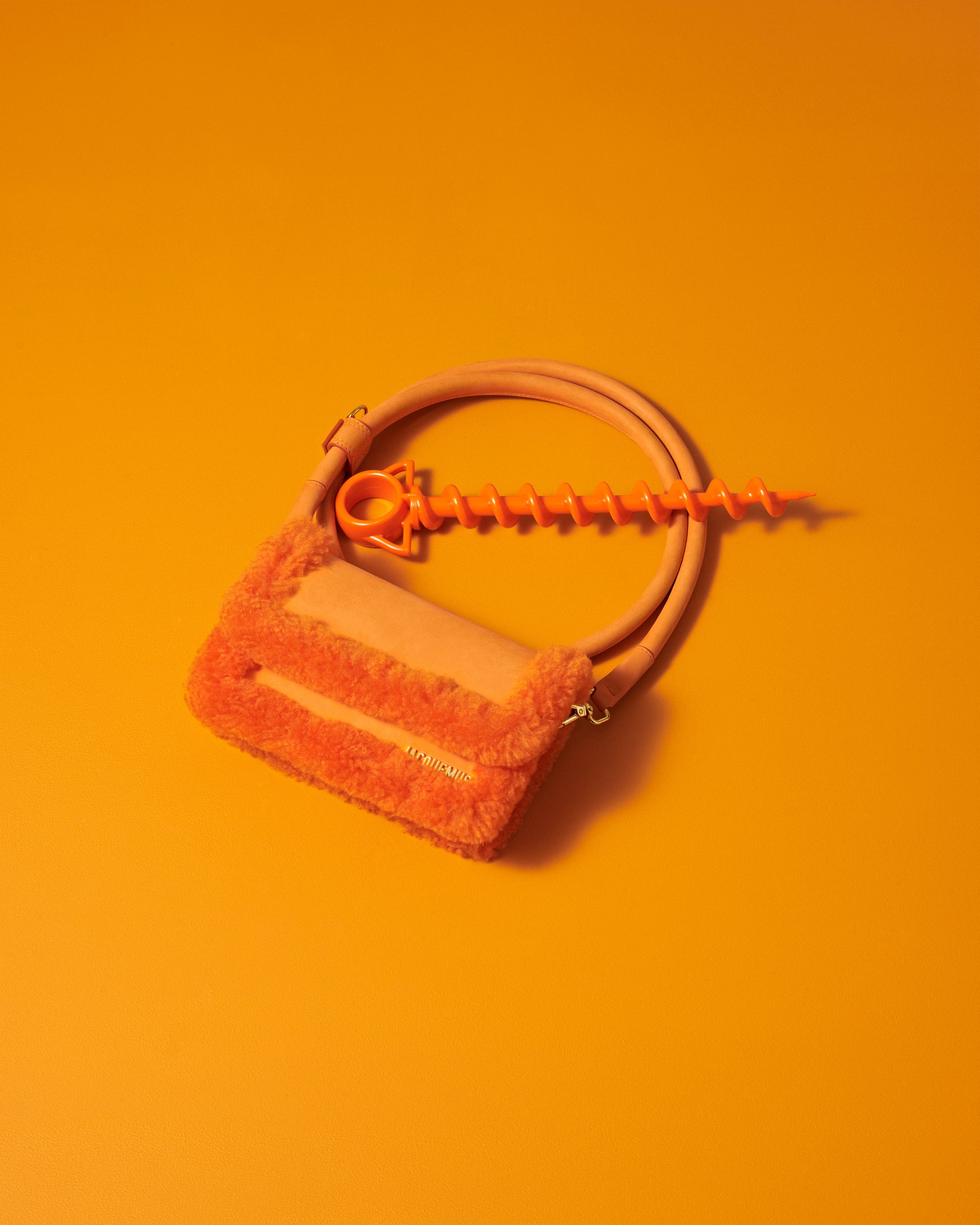 Jacquemus_Orange_3.jpg