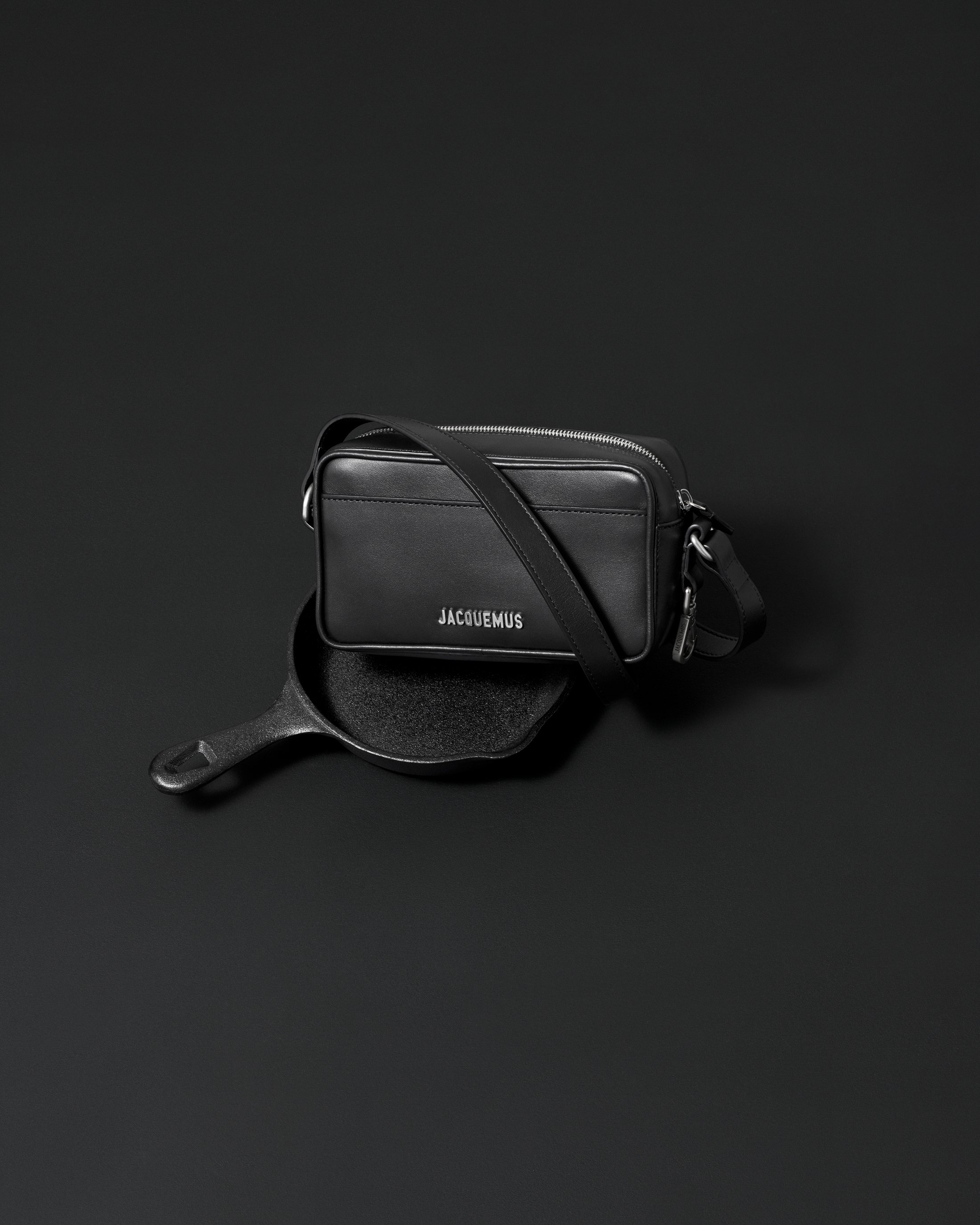 Jacquemus_Black_3.jpg