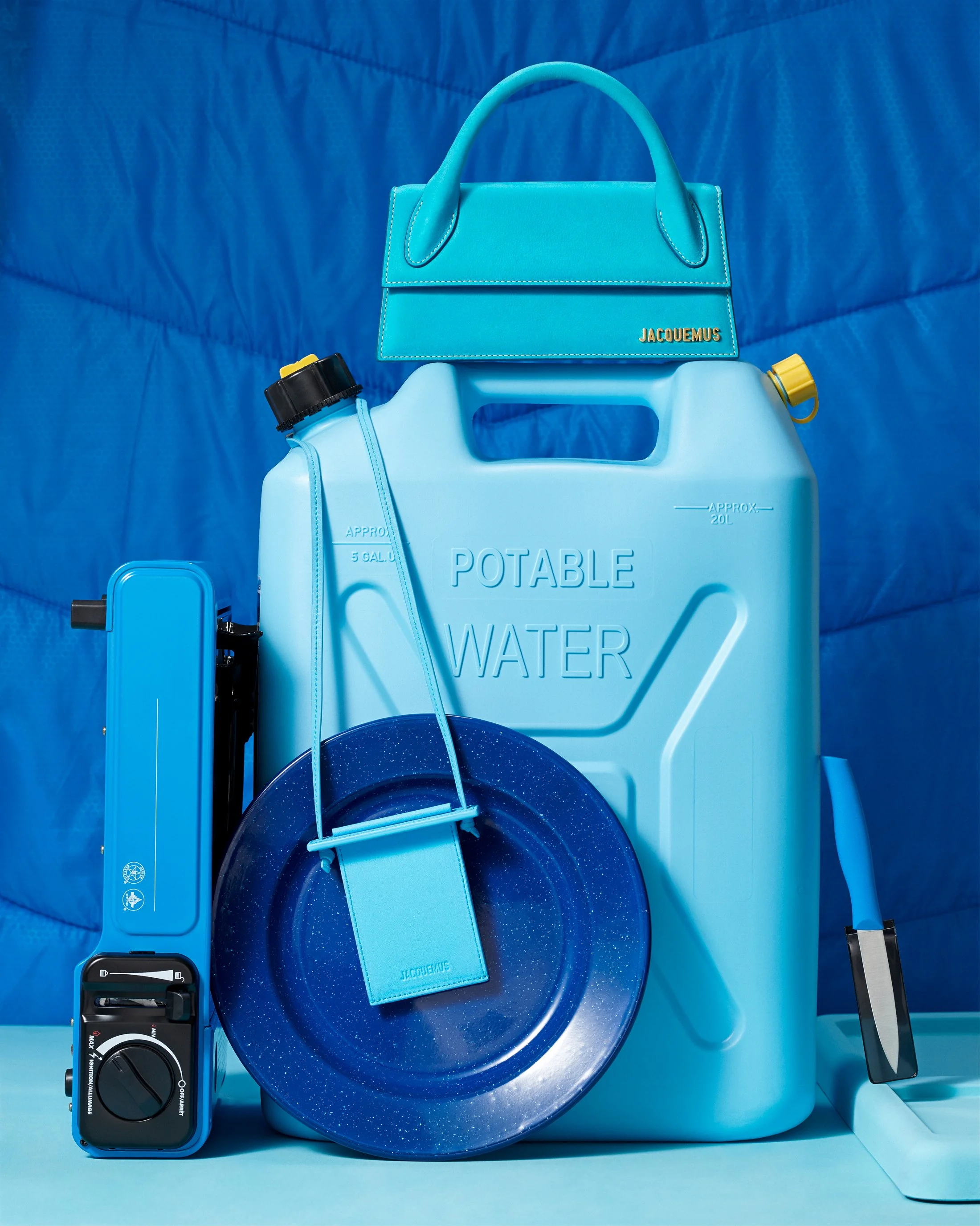 Jacquemus_Blue_2.jpg