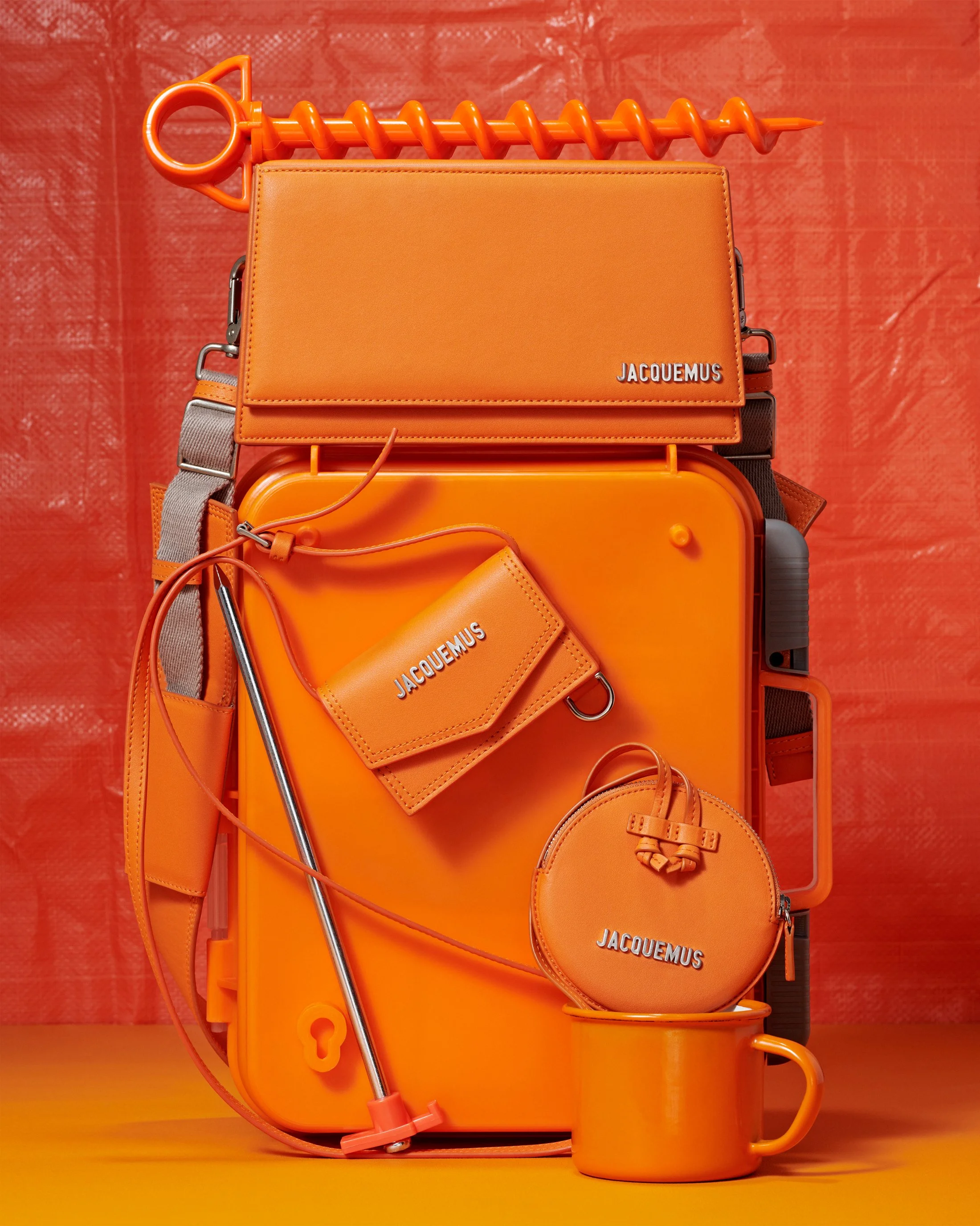 Jacquemus_Orange_2.jpg
