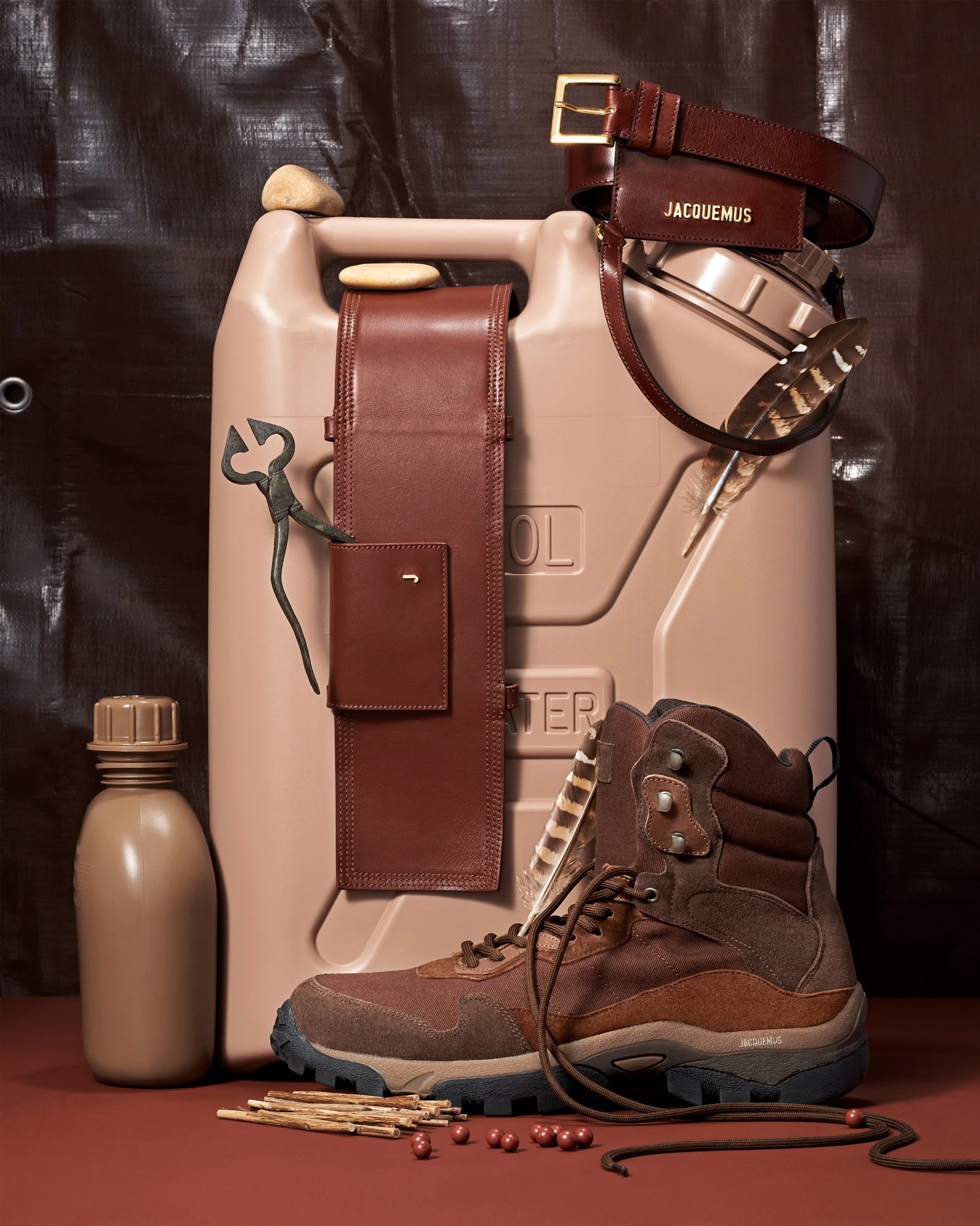 Jacquemus_Brown_2.jpg