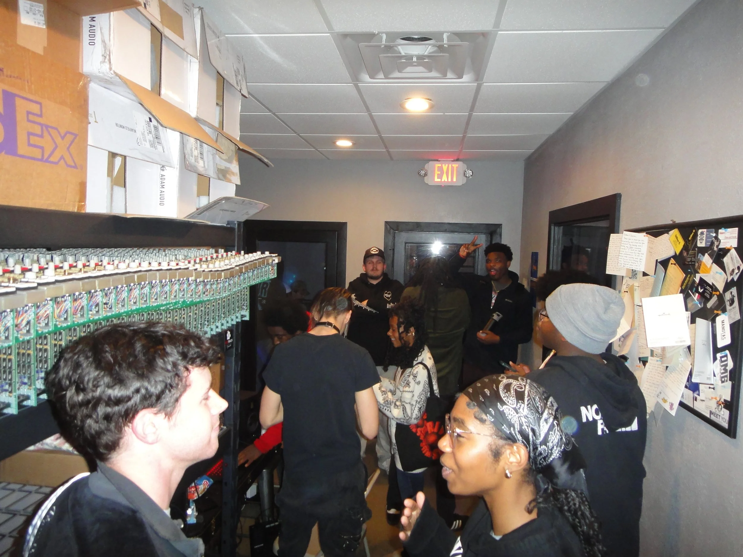 wyvr, izzy, ariana, ayotoss, ben, mya, tajai, ean.JPG