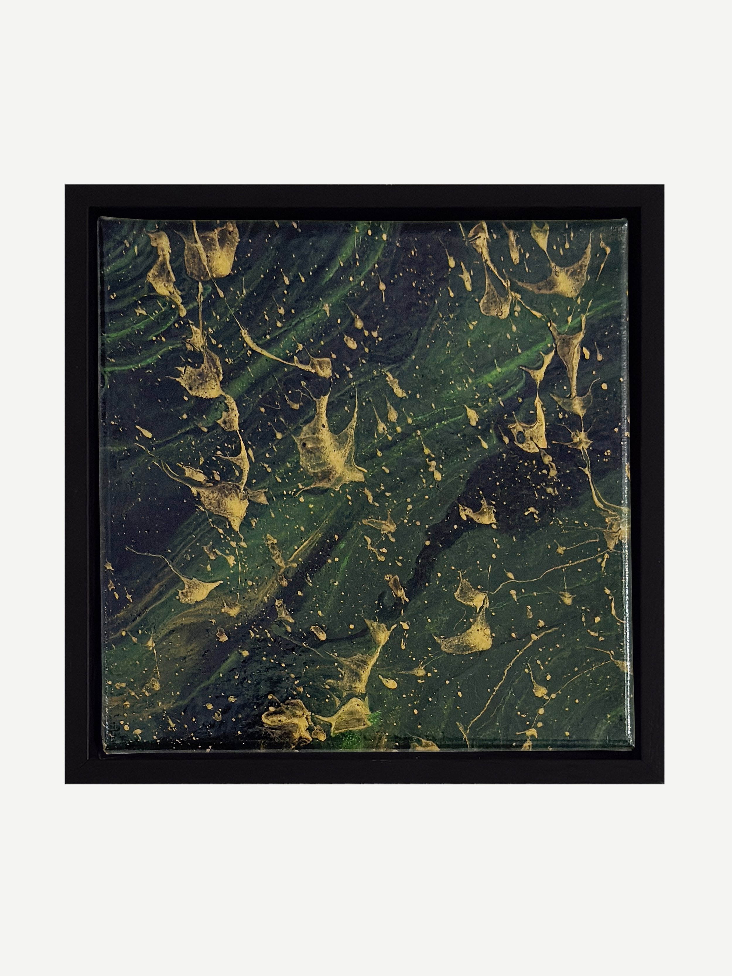 lookbook-green-03 20x20-blank1.jpg