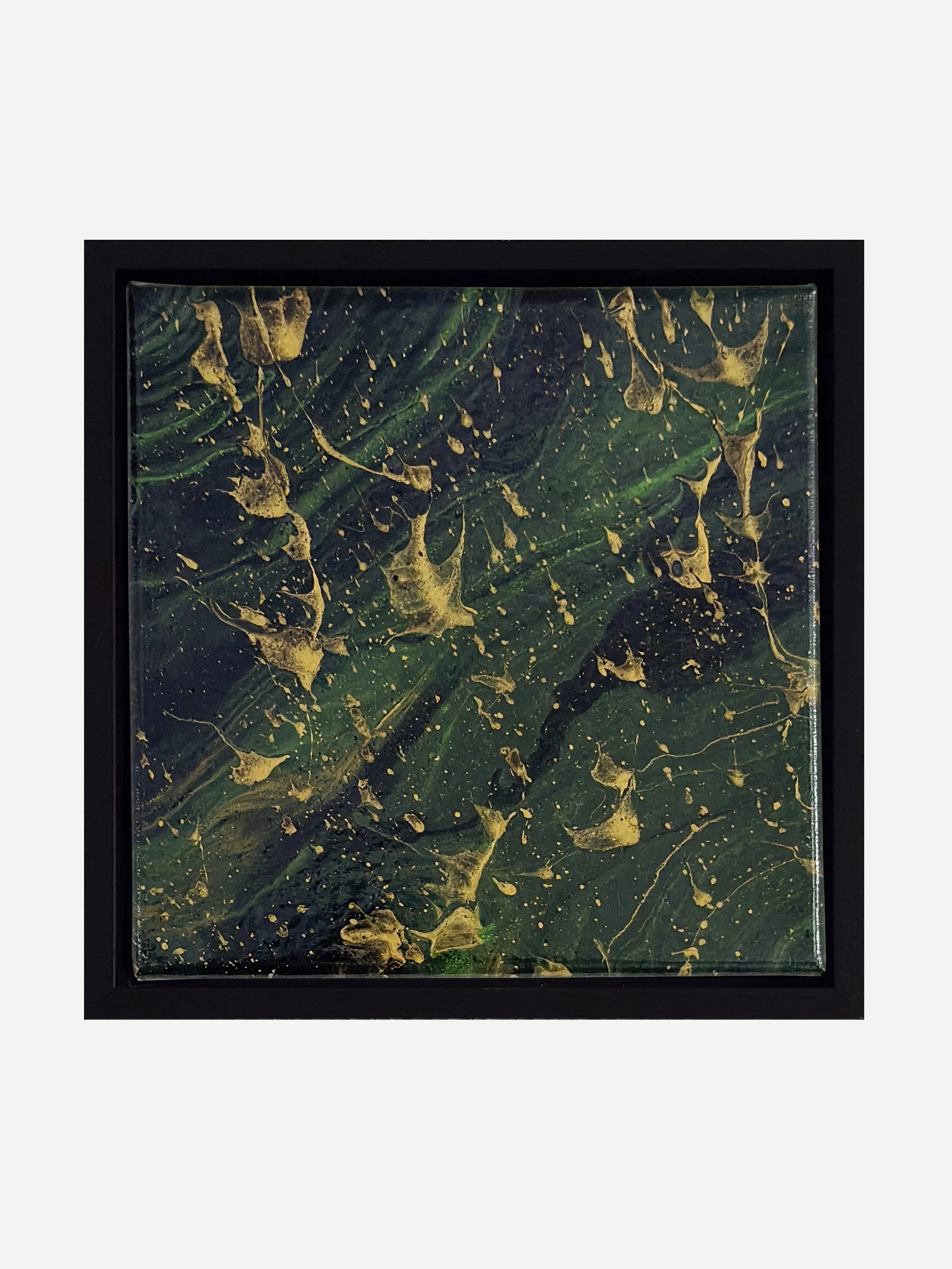 lookbook-green-03 20x20-blank1.jpg