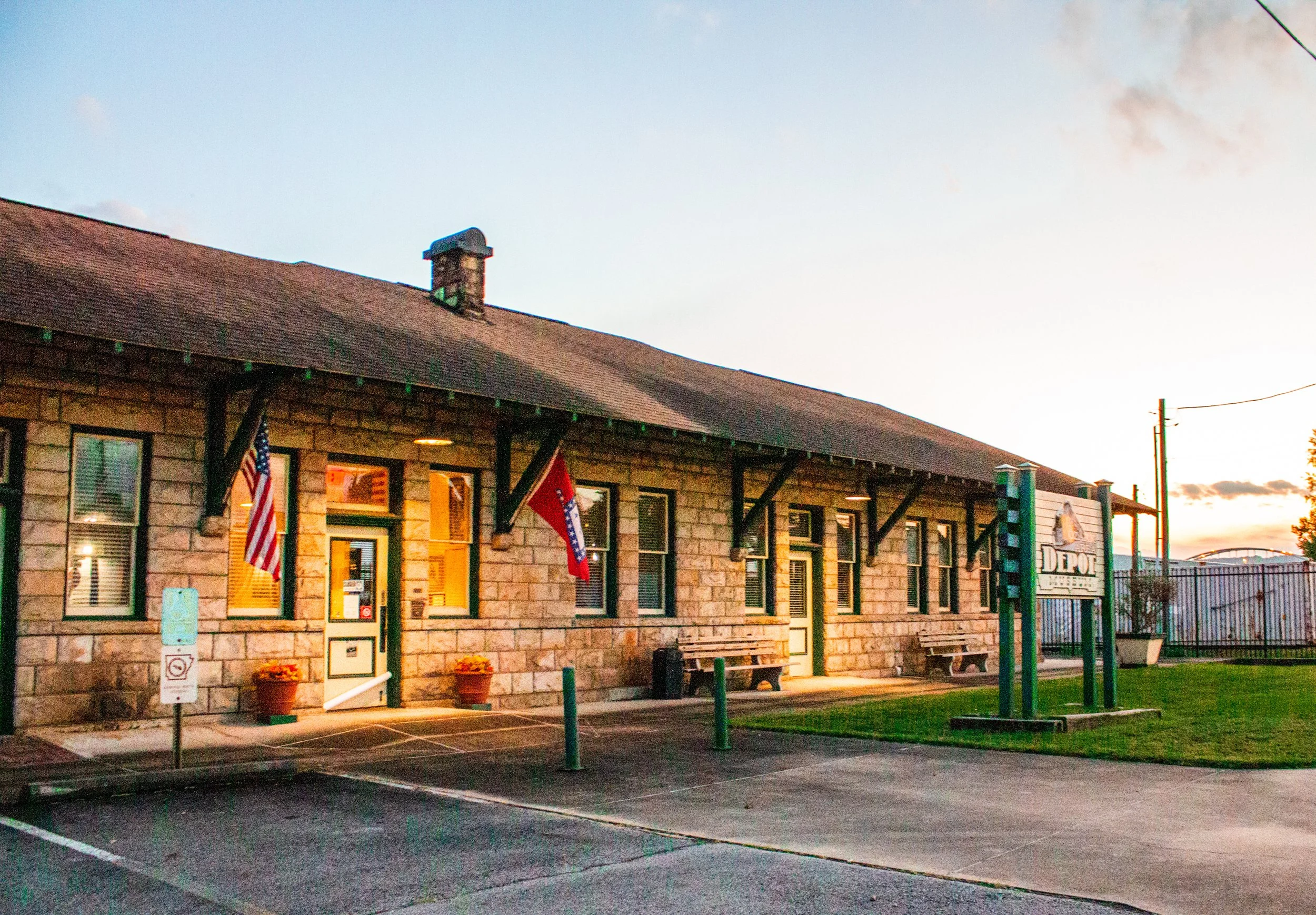 The Ozarker — header. Photograph by Jess-Jo Robinson.