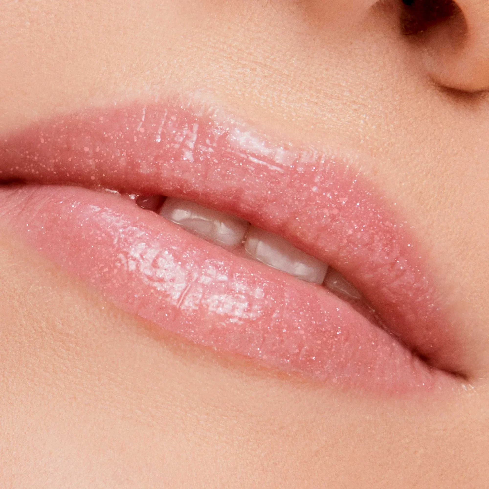 HydroPure_Lip_Light_PinkGlace_2000x.webp