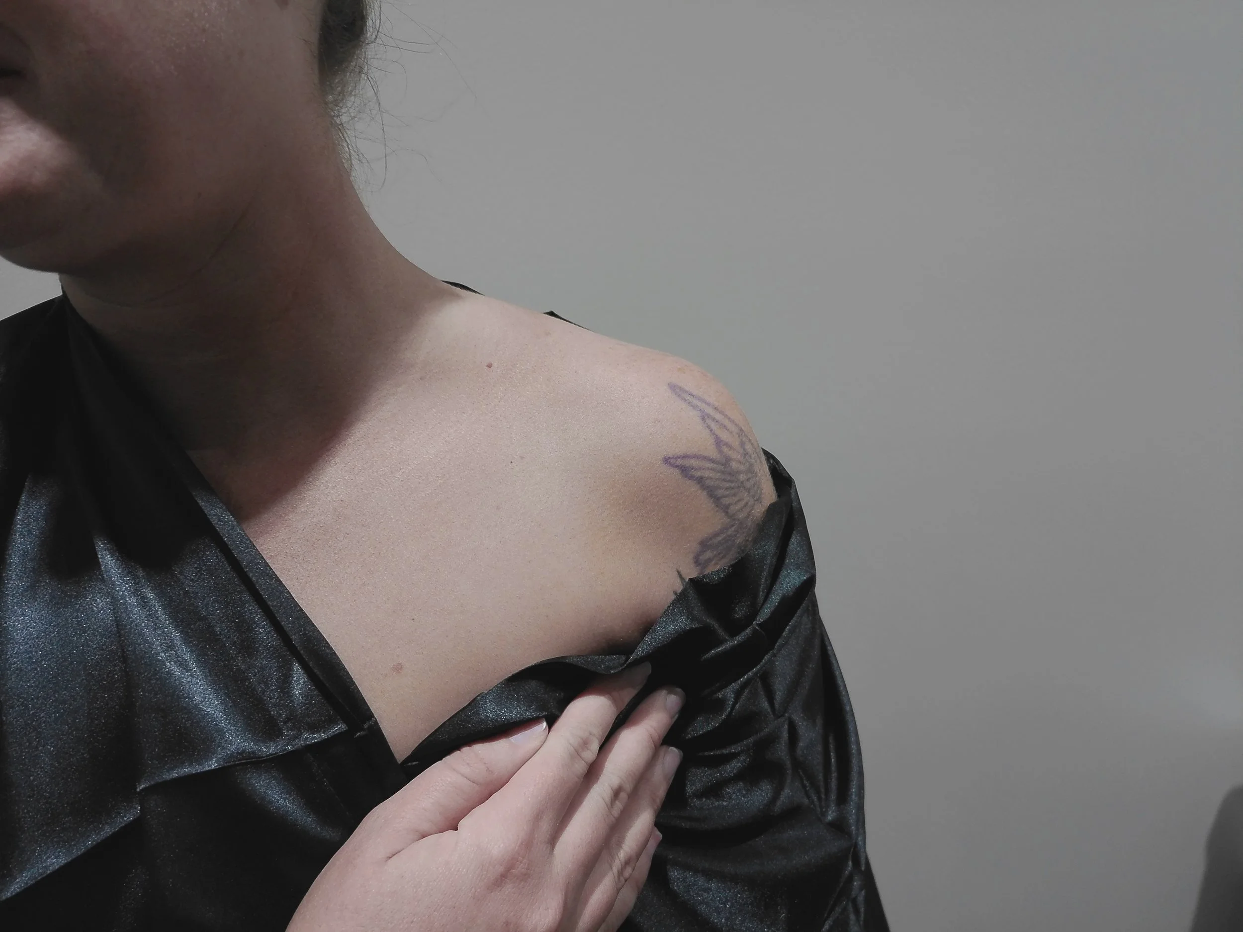 Client 1 - After Shoulder
*Note - Client selected our Invisible Matte Finishing Powder