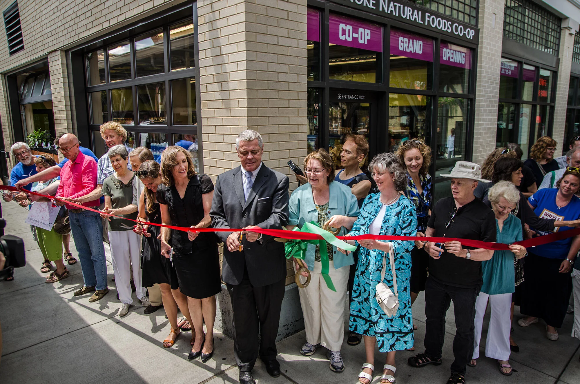 RNFC_Market_Square_Ribbon_Cutting_130725_0203.jpg