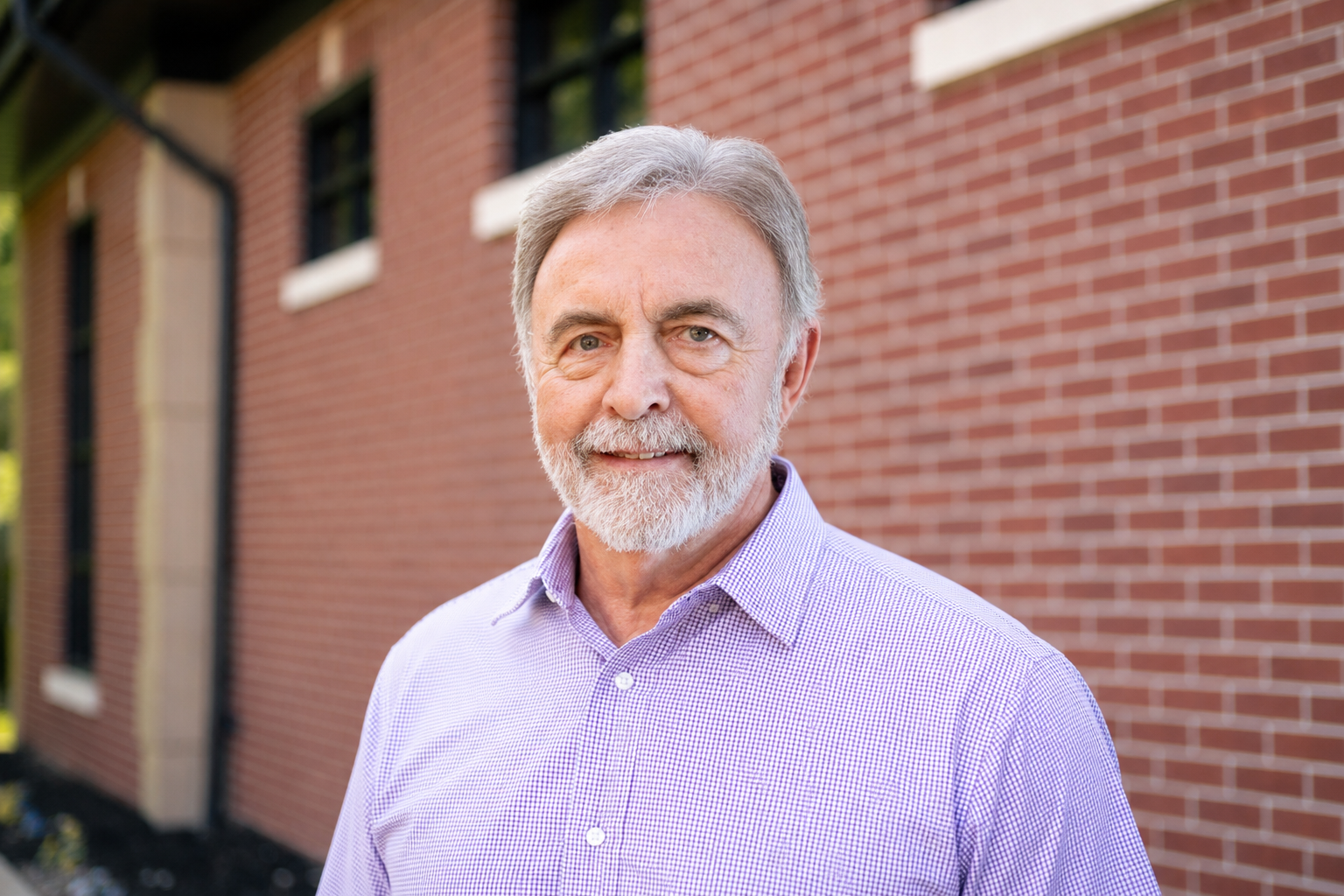 Dr. Dwight Stauffer