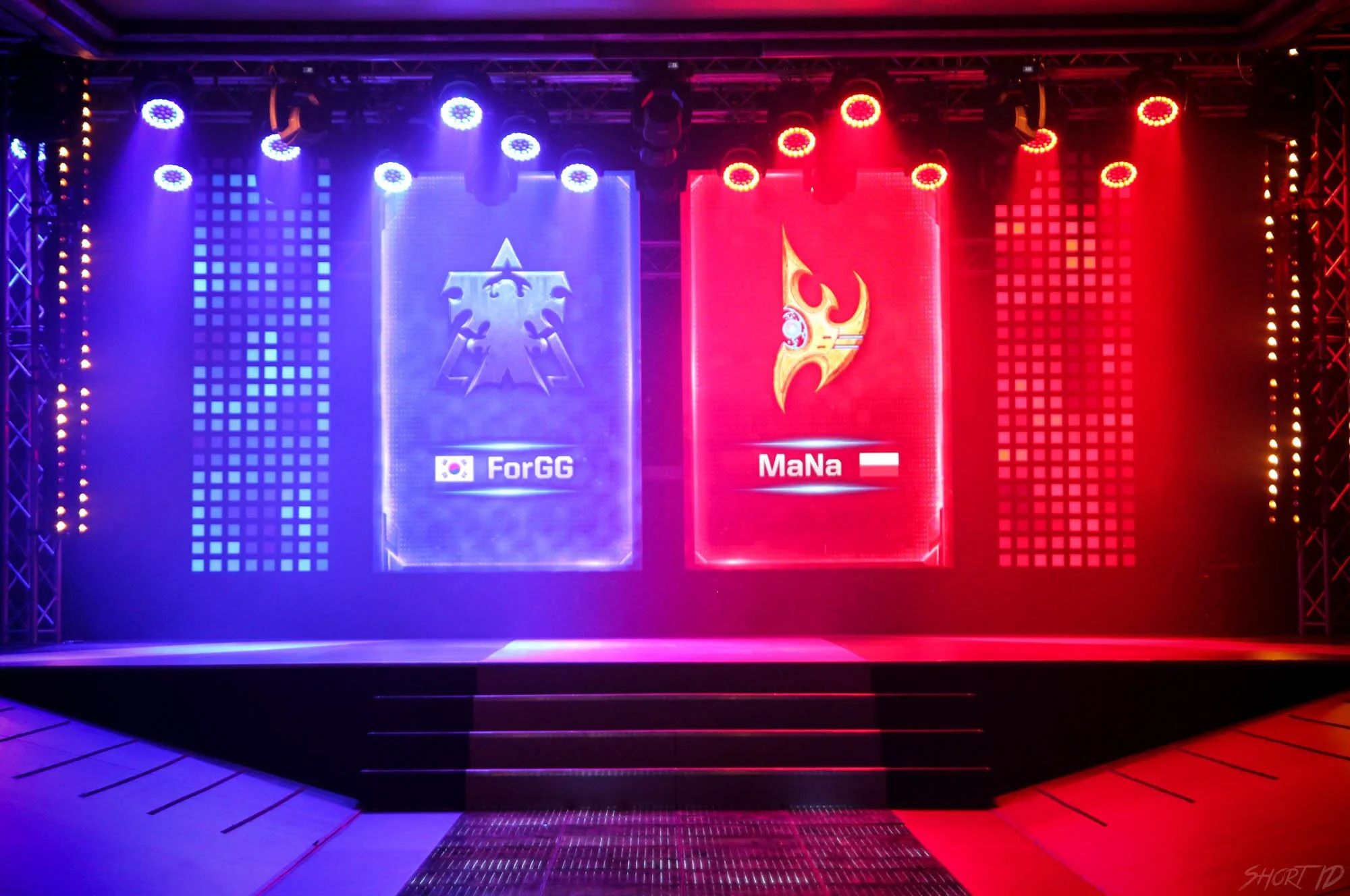 wcs-saison-3---forgg-vs-mana_26396610595_o.jpg