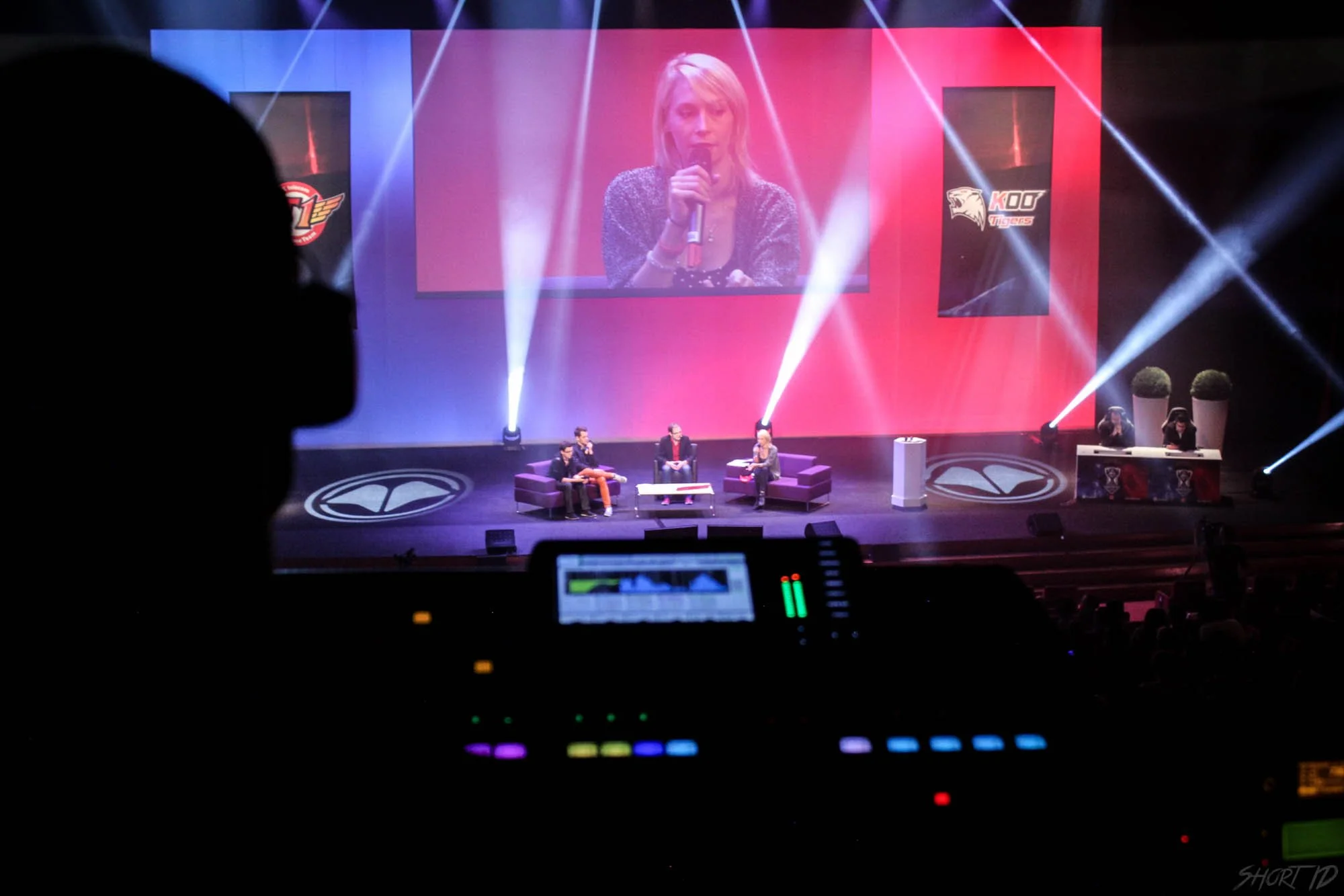 lcs-s5-finales-event-millenium---scene_26304155662_o.jpg