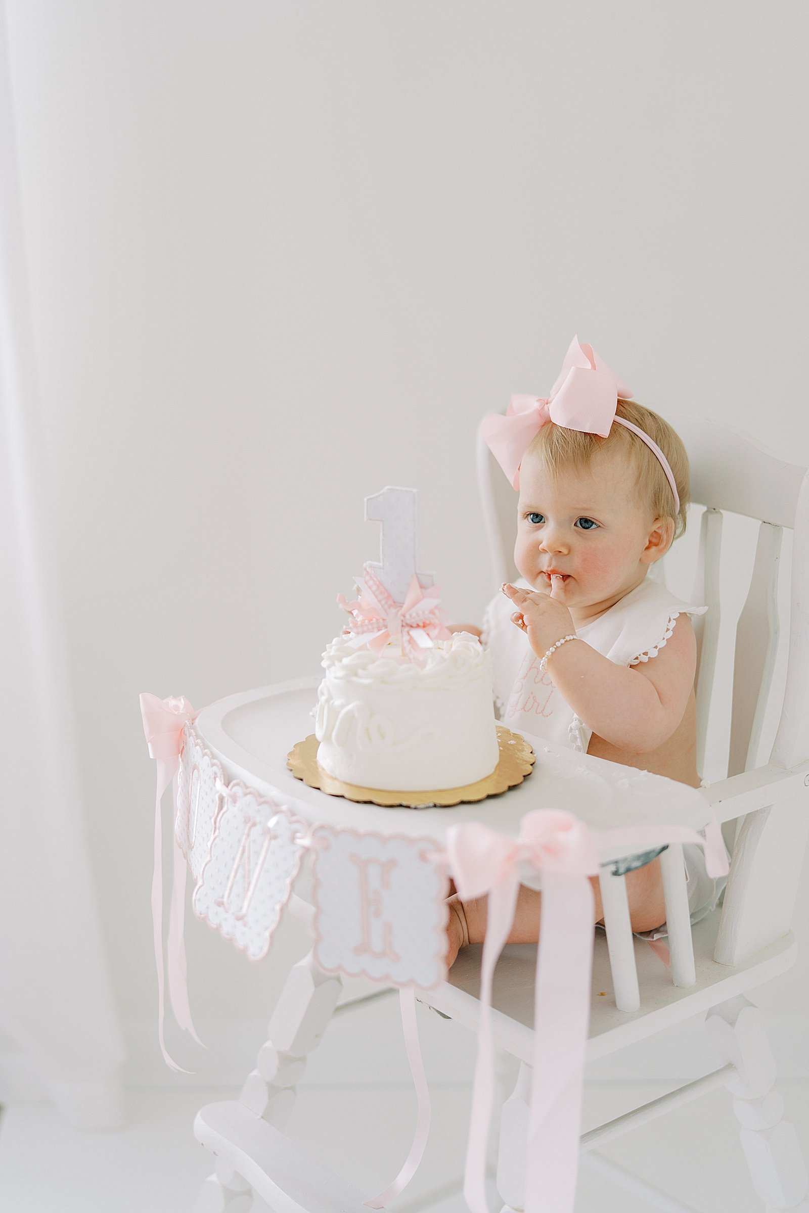 Alpharetta first birthday cake smash pictures_0005.jpg