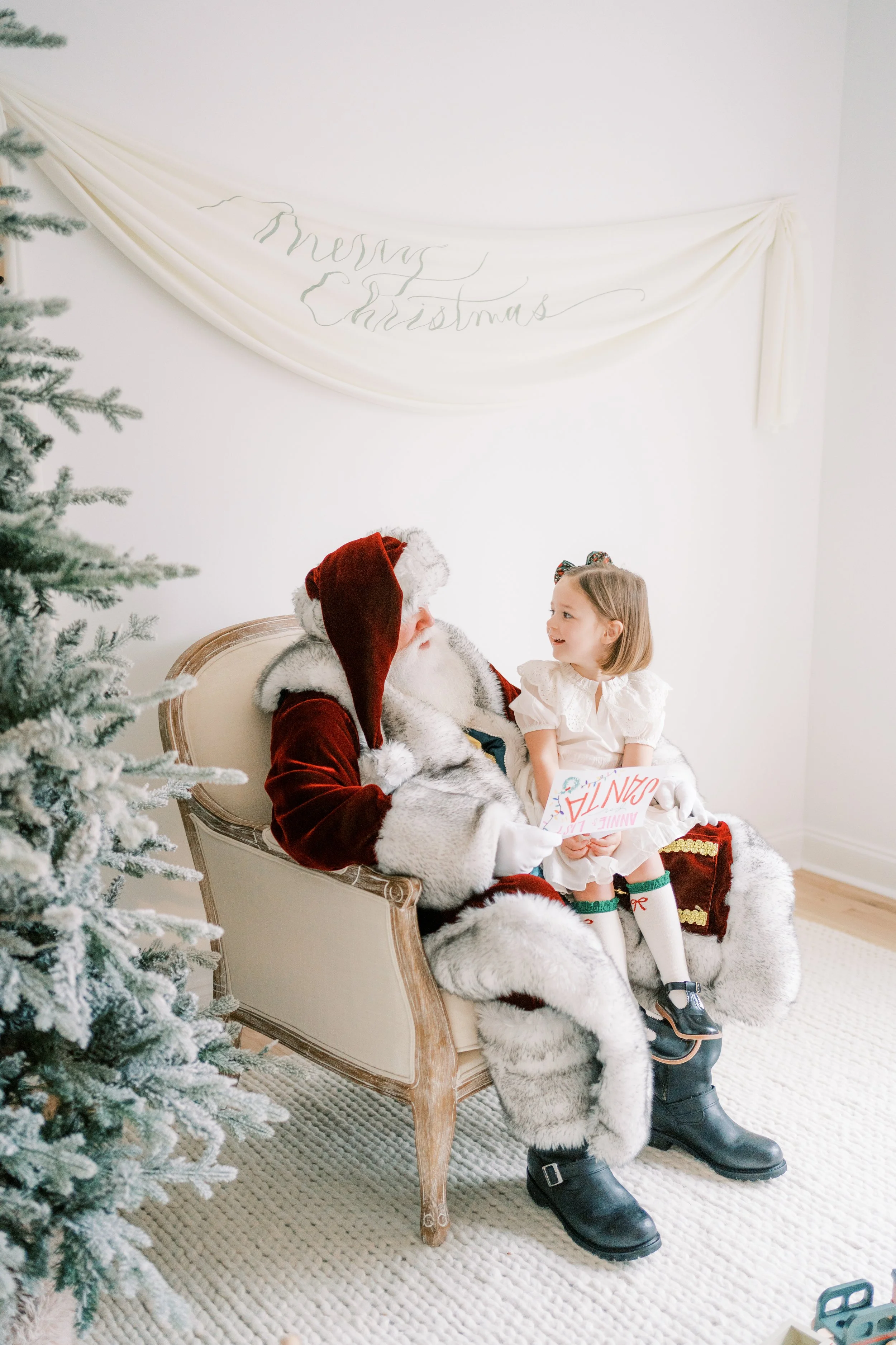 Atlanta Santa.jpg