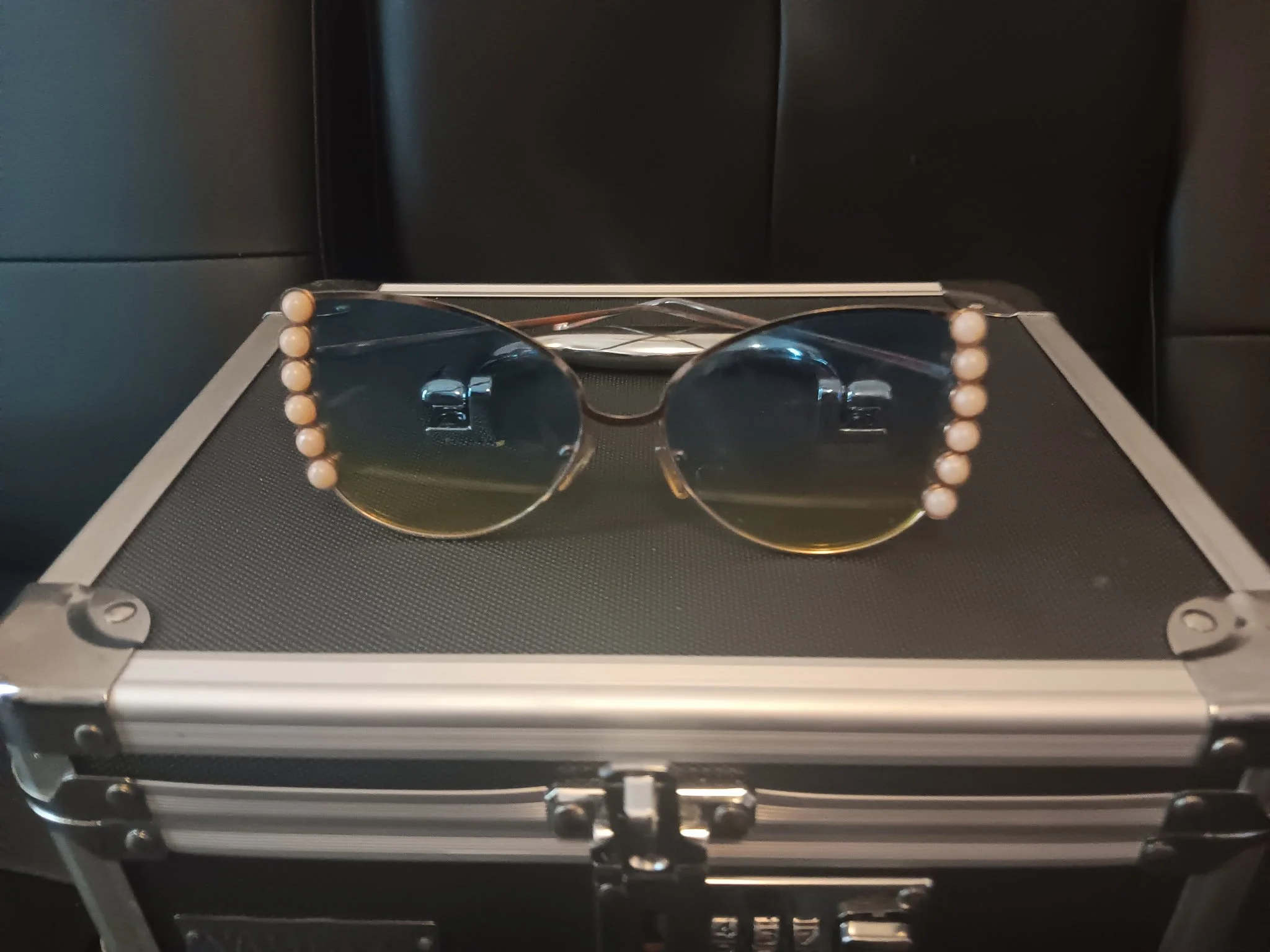 Pearl Shades