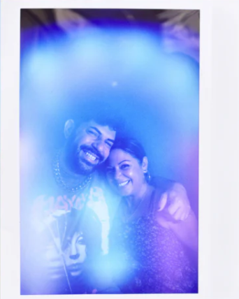 Dual Aura Photo - 2 people in photo
