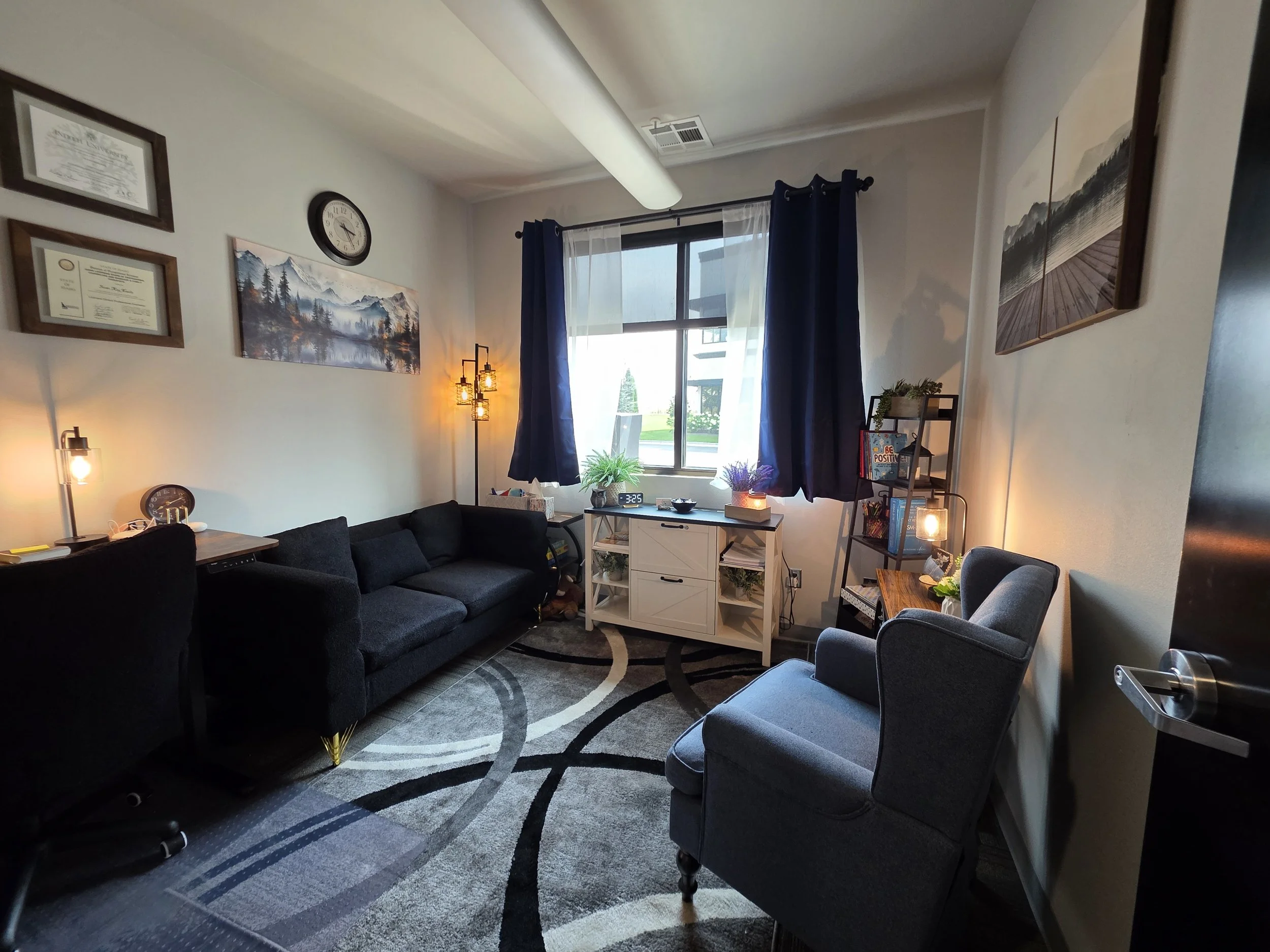 Calming details and inviting atmosphere in the Willow and Stone Counseling therapy space