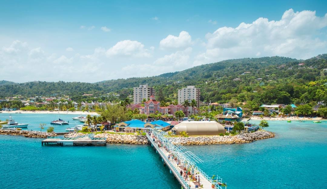 Ocho Rios Jamaica destination requiring aircraft disinsection for all international arriving flights from the United States