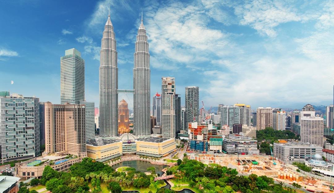 Kuala Lumpur Malaysia destination requiring aircraft disinsection certificates for international arriving flights