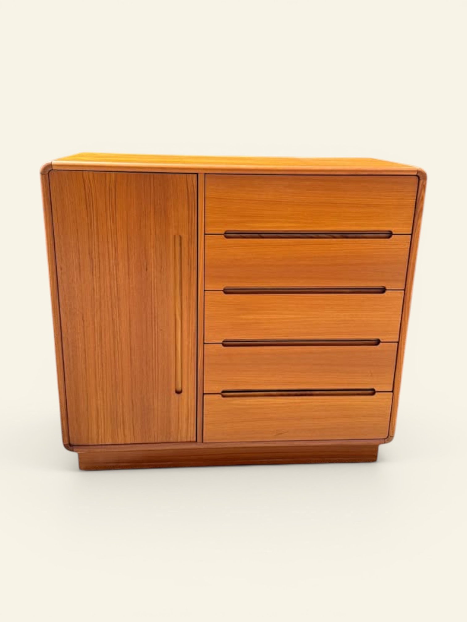 Sun Cabinet Co. Teak Gentleman's Chest, c. 1970s