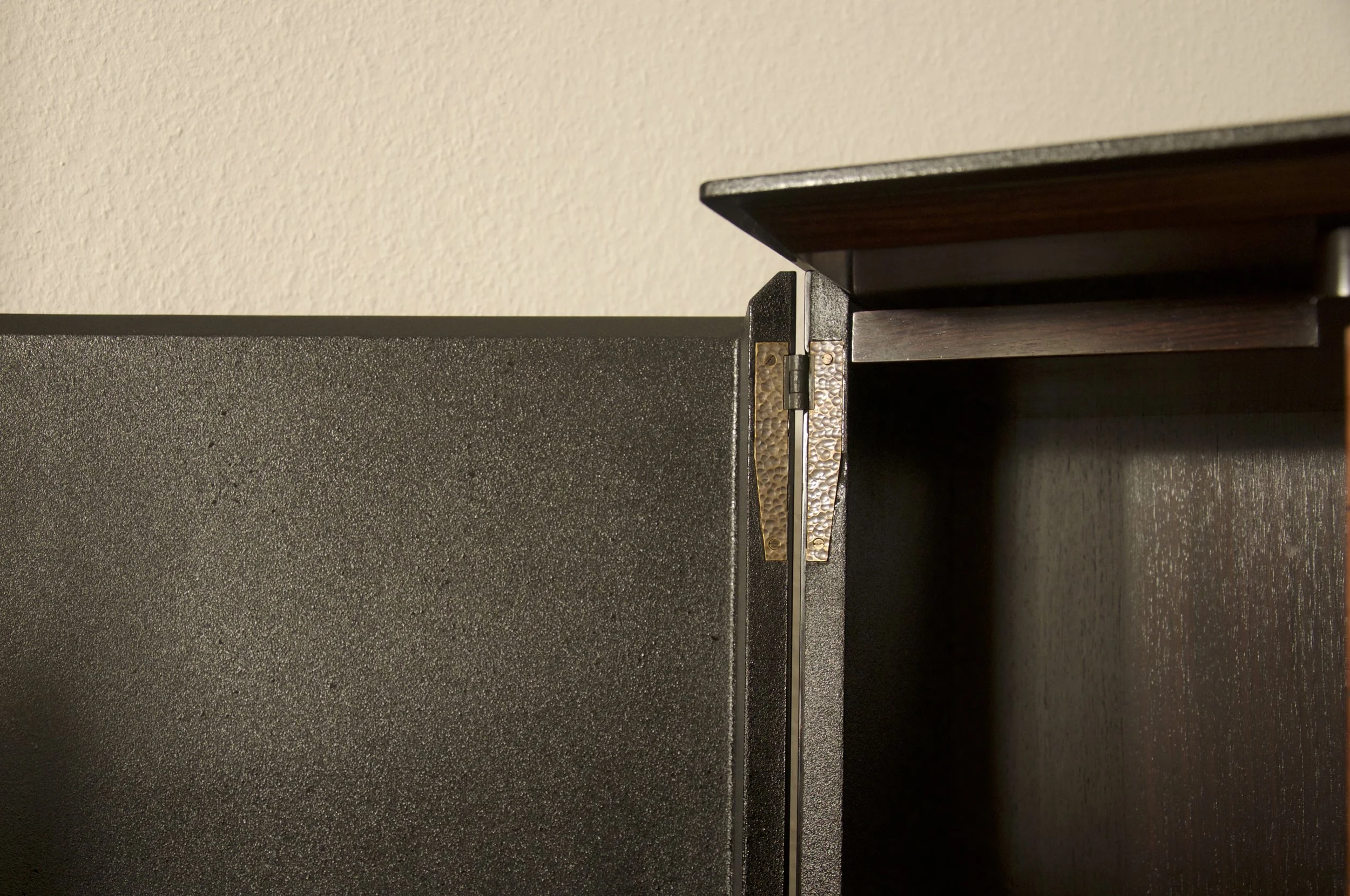 Jewellery cabinet 3.jpg