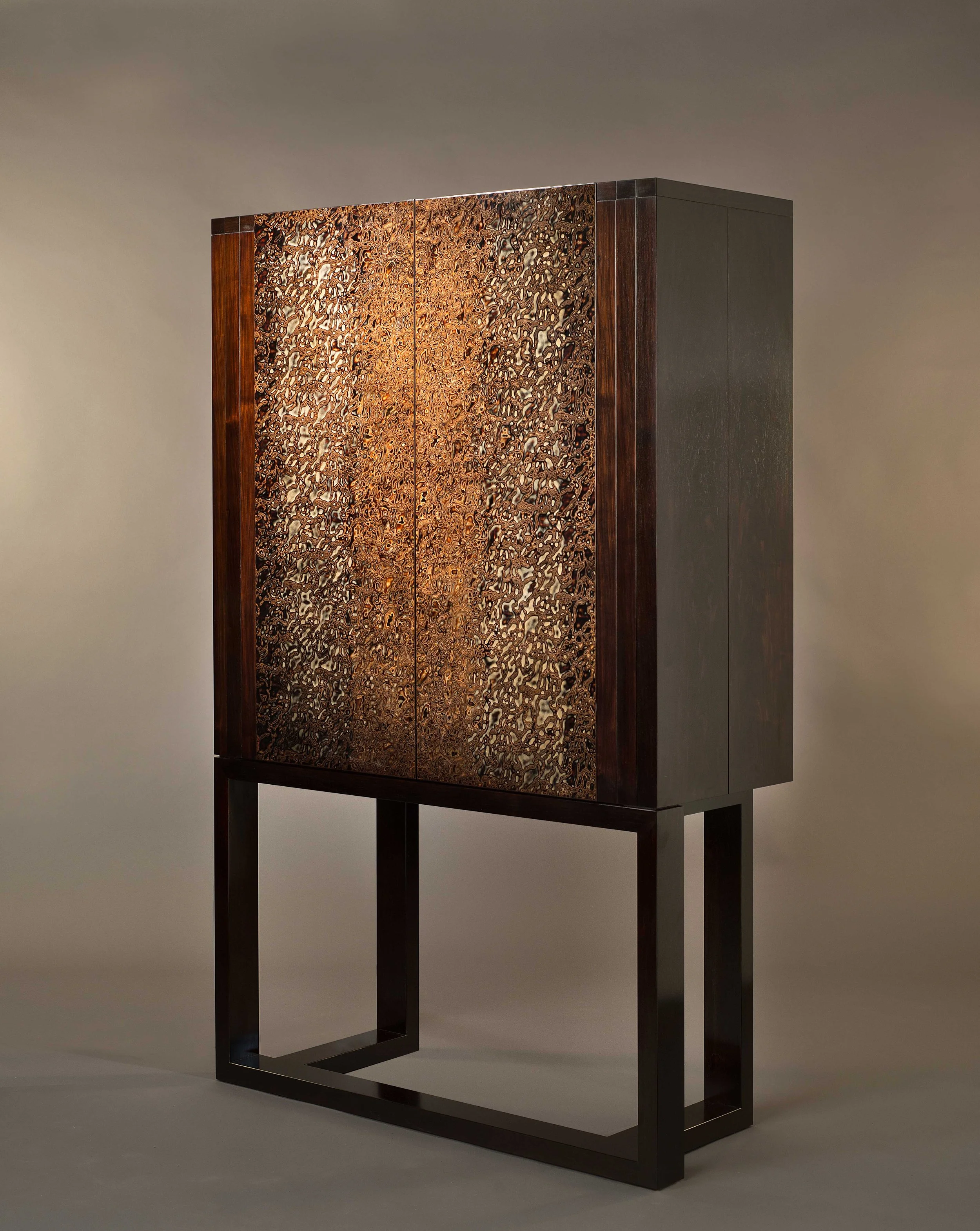 1. Urushi drinks cabinet.jpg