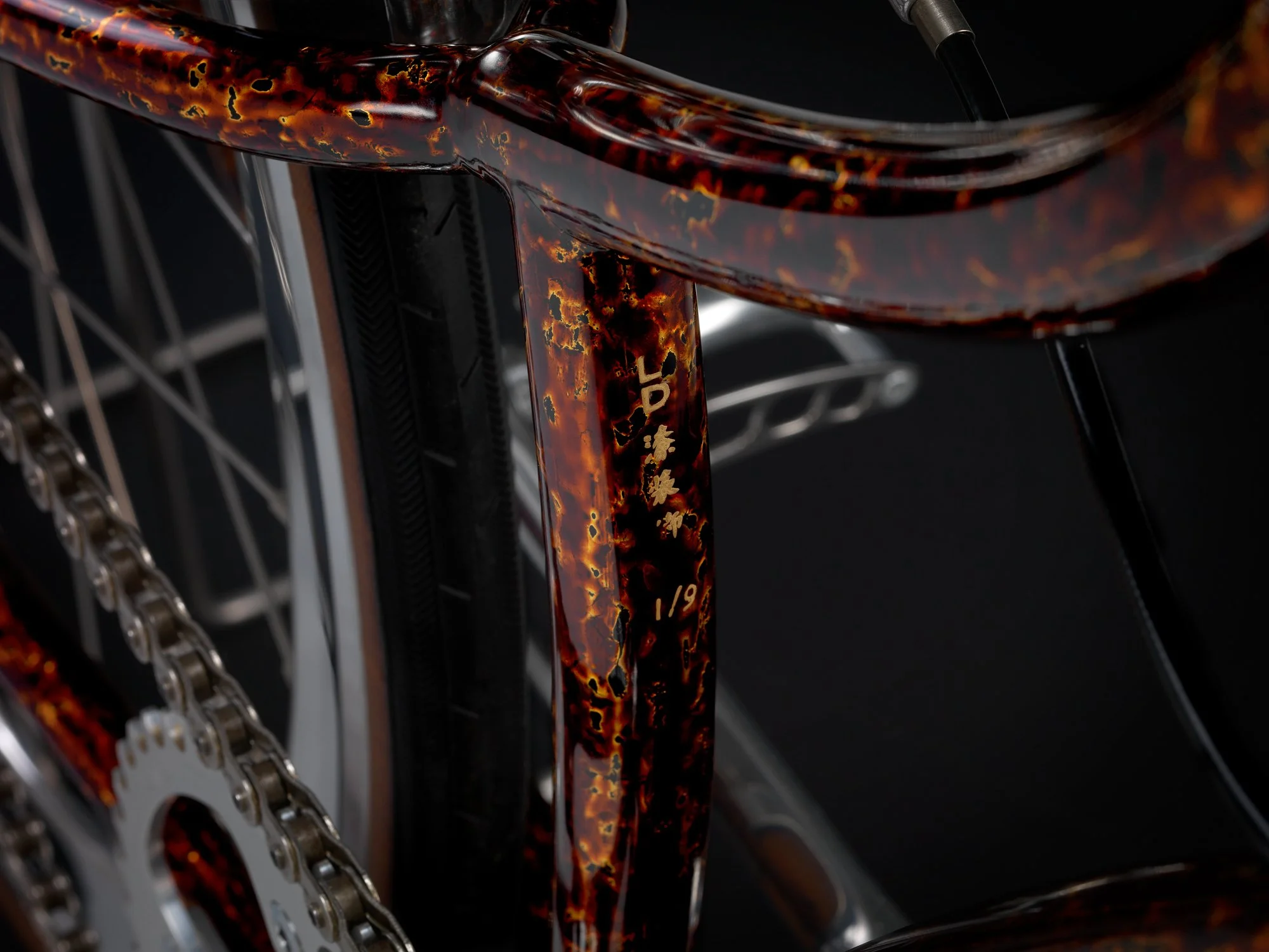 vanhulsteijn-designbicycle-urushi-4.jpg