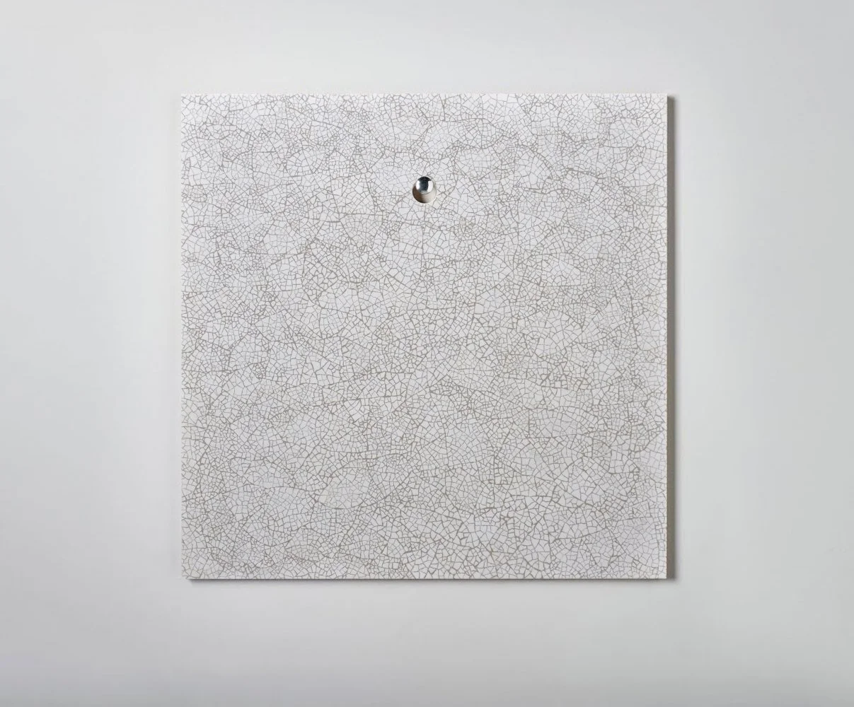 Broken-White-II.jpg-nggid03474-ngg0dyn-2414x2000x100-00f0w010c010r110f110r010t010.jpg