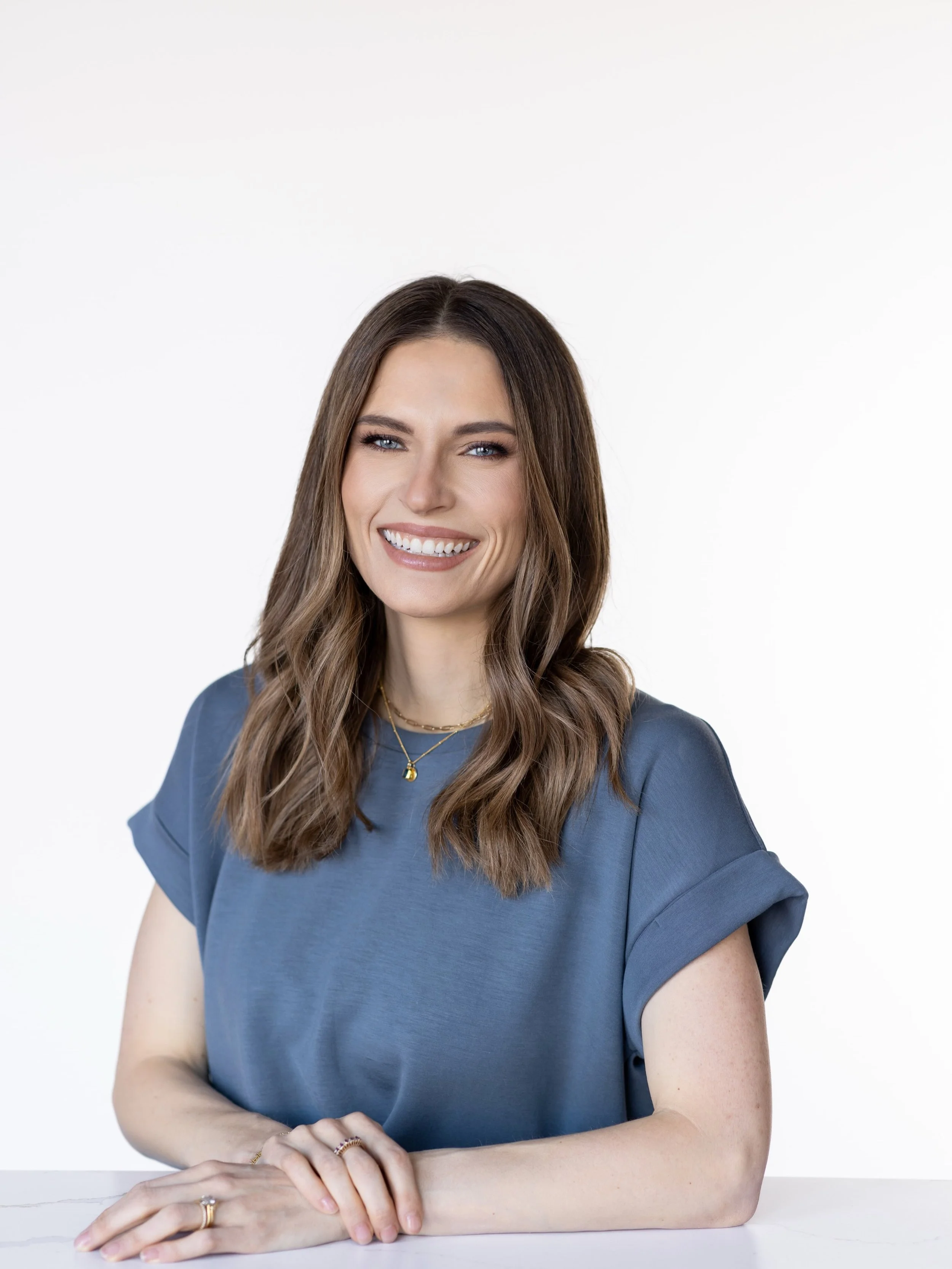 ✨meet the heart behind CAPCommunication Therapy Services ✨ 

Hi! I&rsquo;m Alli Caplinger, SLPD, CCC-SLP, the owner and therapist at here at CAP Communication Therapy Services. 

I have had the privilege of working with children of all ages in school