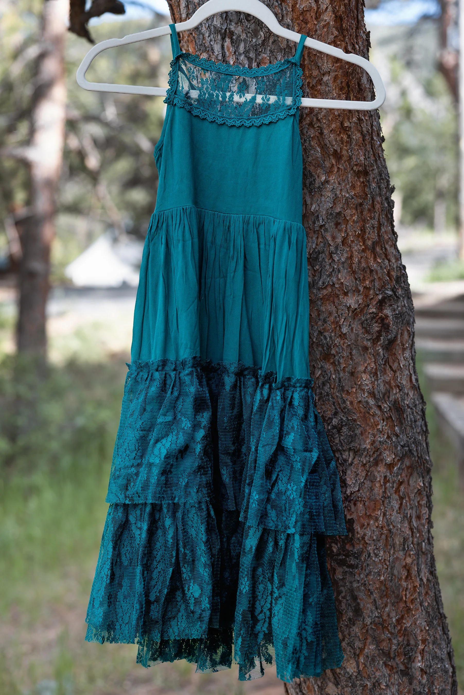 Girl's Size 6 (dress)