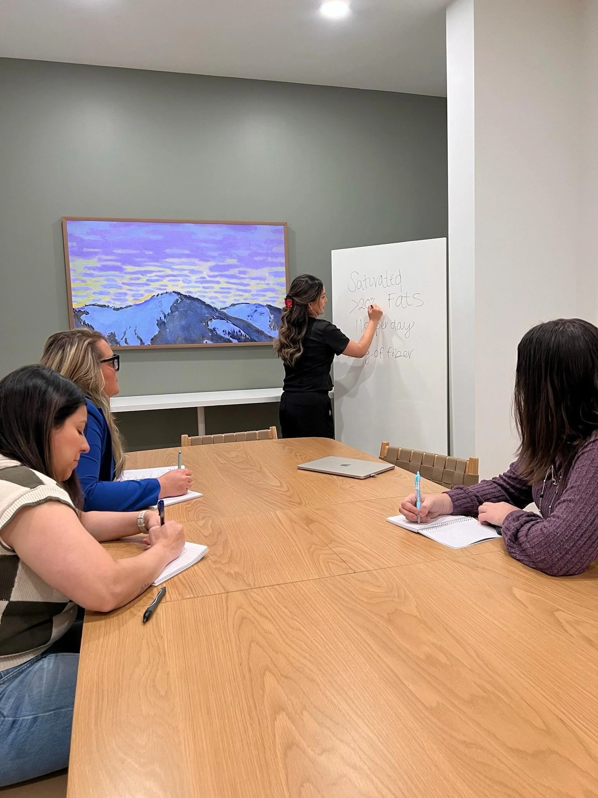 Nutrition education is one of my favorite ways to support individuals and groups in building confidence around food and health ✨

I offer interactive nutrition education sessions and group classes where I break down topics like balanced eating, meal 