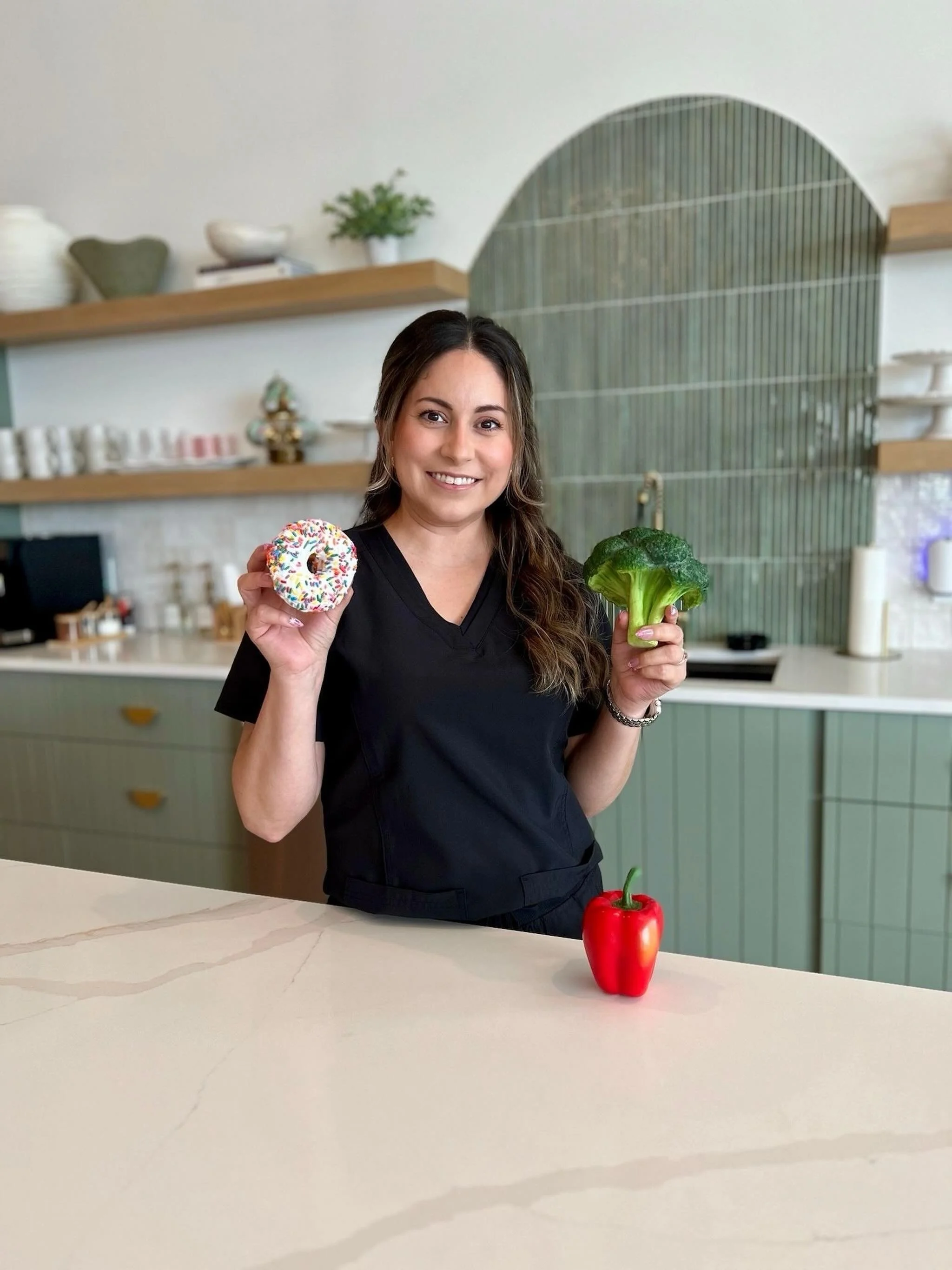 Nutrition isn&rsquo;t about choosing between the 🍩 or the 🥦 &mdash; it&rsquo;s about finding balance that actually works for your life.

Yes, nutrient-dense foods help support your health, energy, and goals&hellip; but enjoying a donut sometimes do