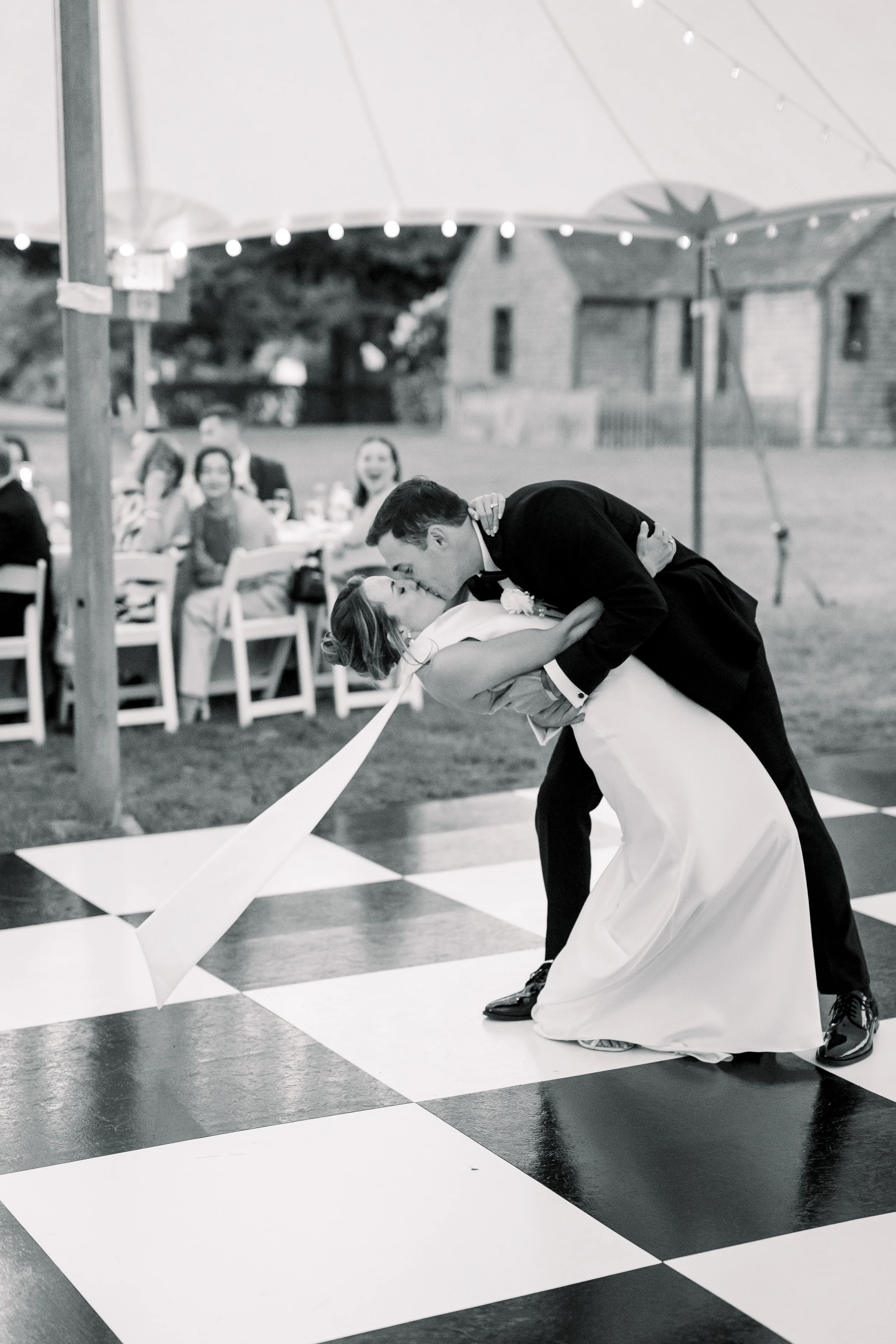 LCP_Olivia&Adam_SneakPeeks_44.jpg