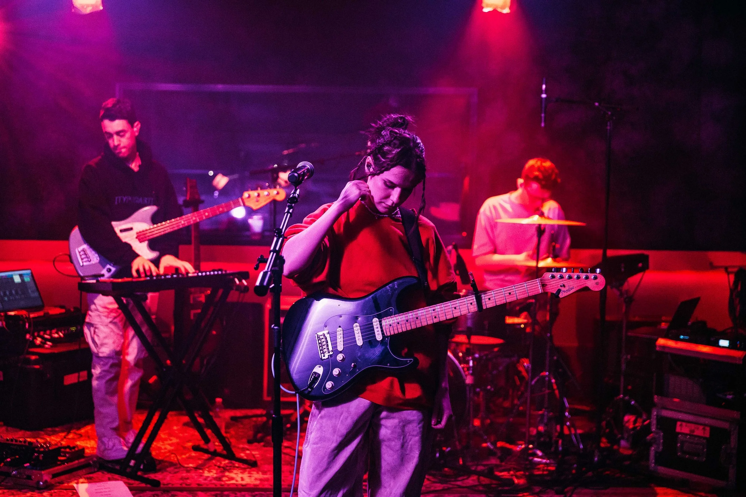 narwhal video studio band