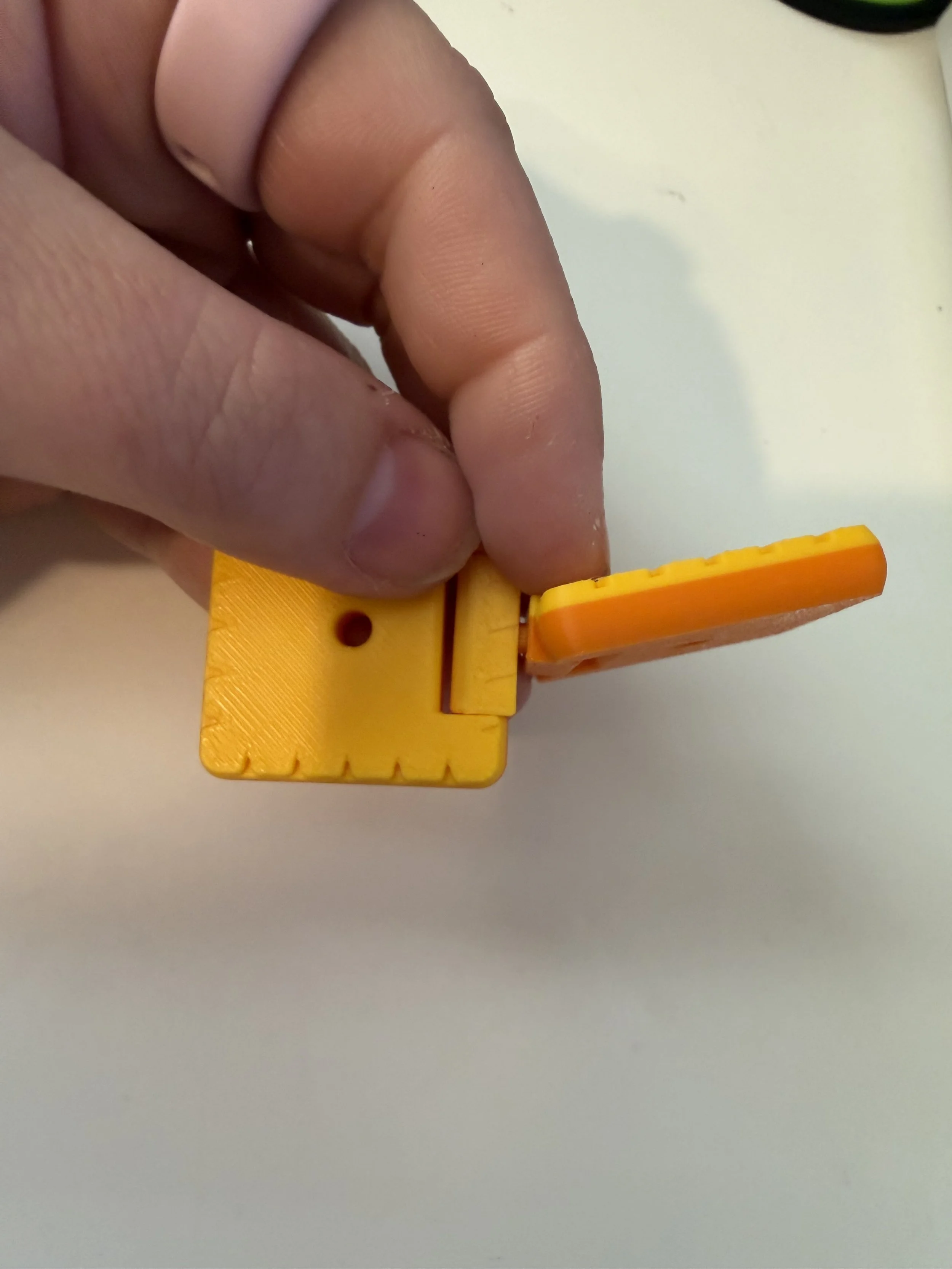 Cheez-It Flip & Spin Fidget – Snack-Inspired Desk Toy